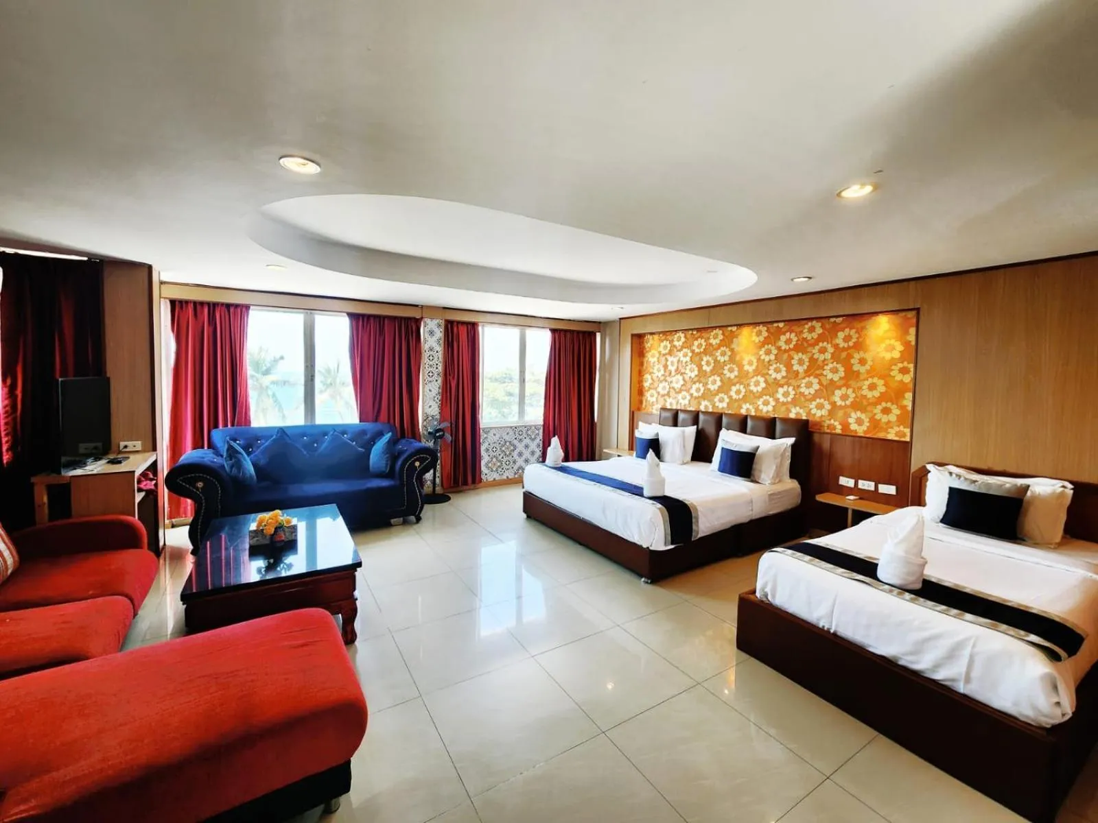 Bed in Star Residency Hotel