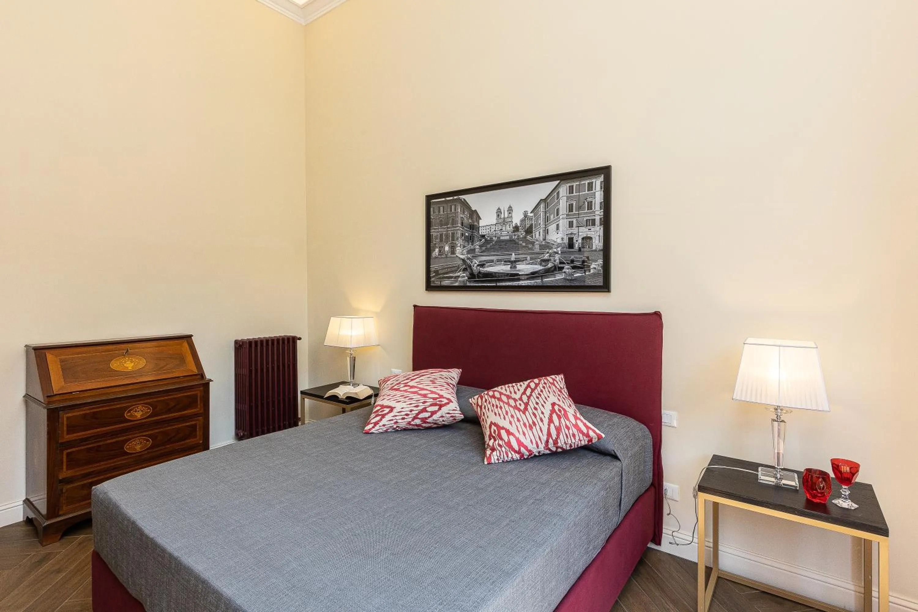 Bed in SPA Apartment Via Barberini