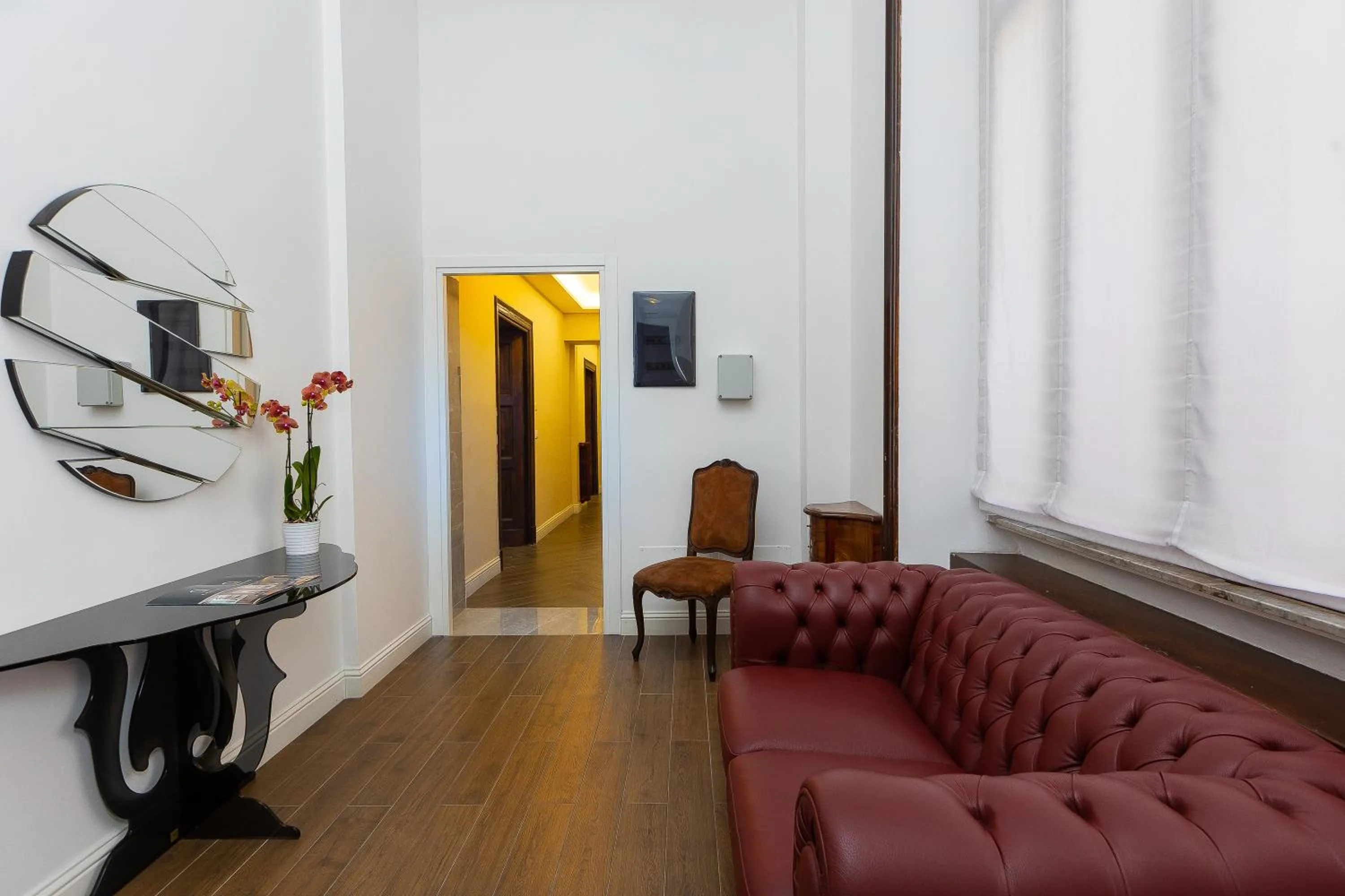 Facade/entrance in SPA Apartment Via Barberini