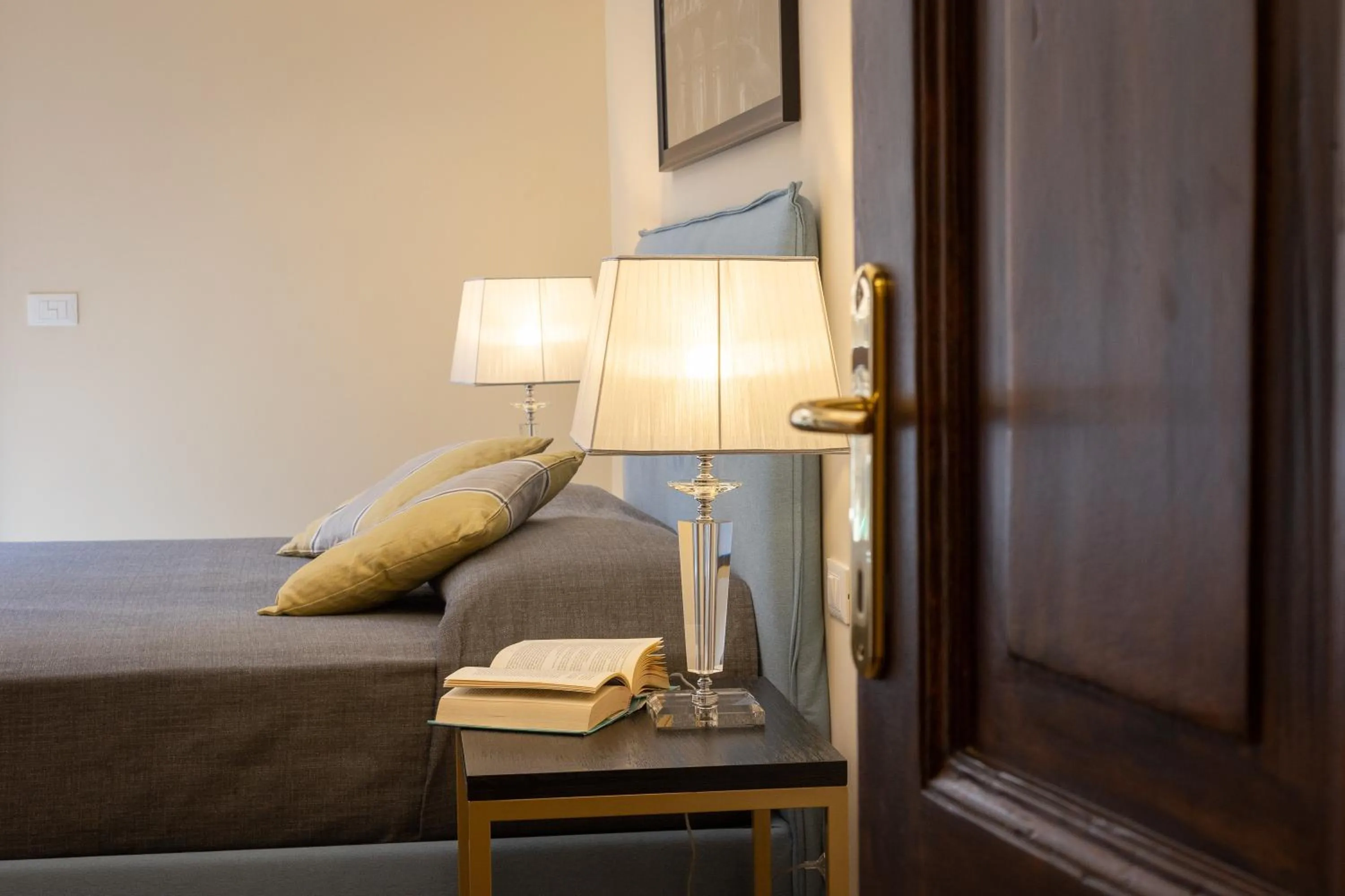 Bed in SPA Apartment Via Barberini