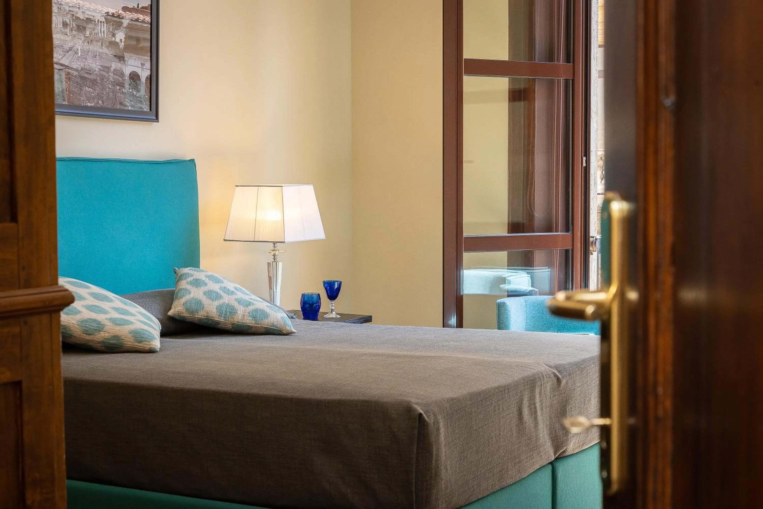 Bed in SPA Apartment Via Barberini