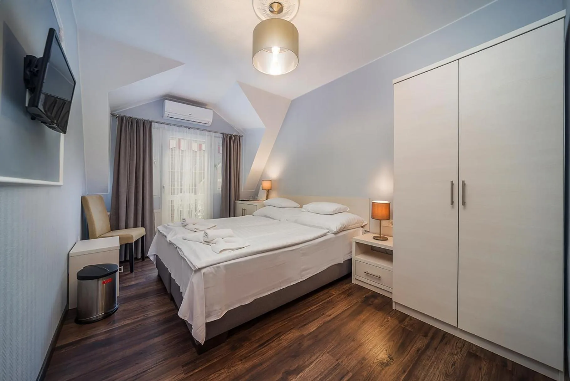 TV and multimedia, Bed in Tokajer Wellness Panzió