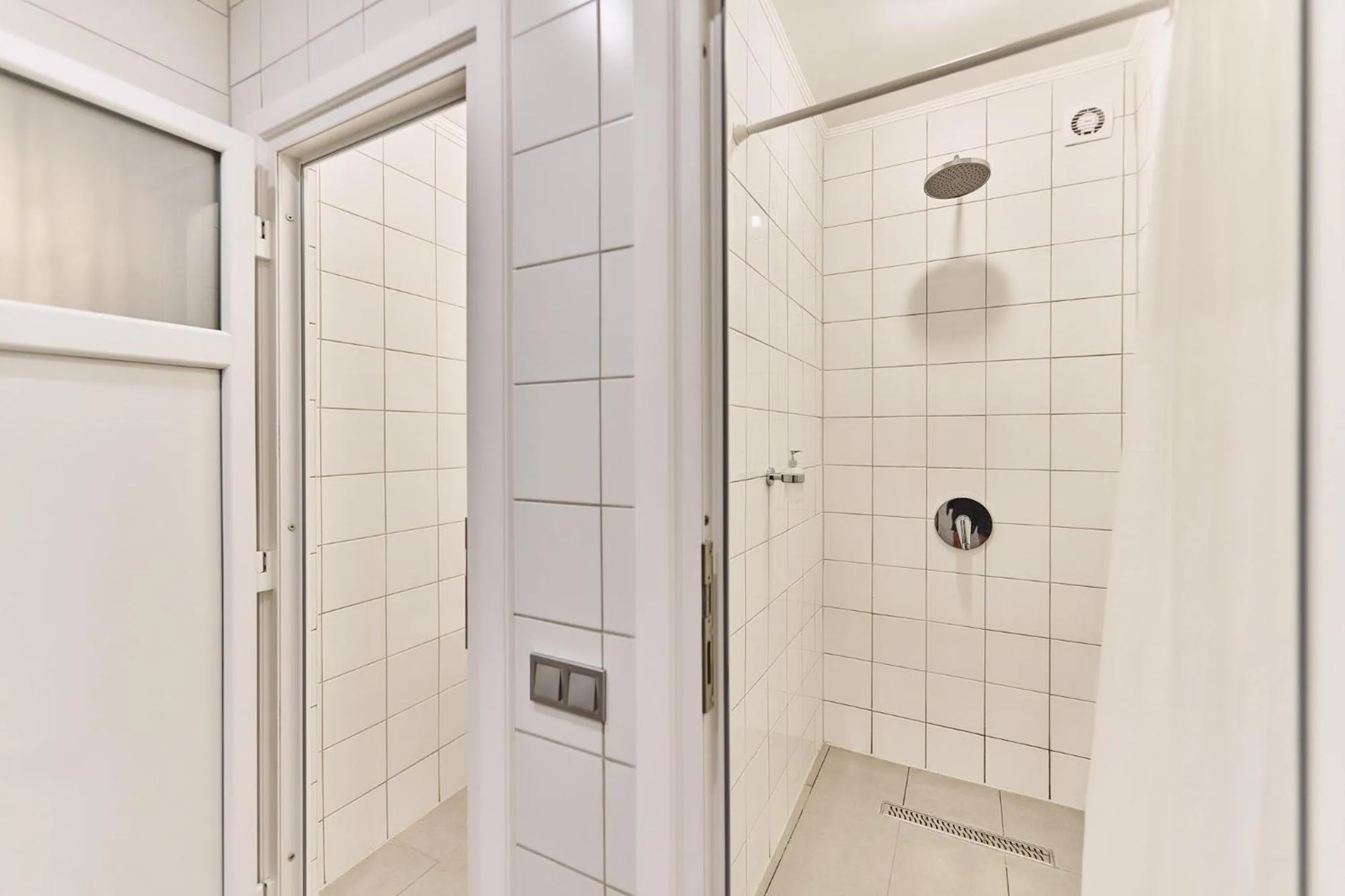 Shower in Tokajer Wellness Panzió