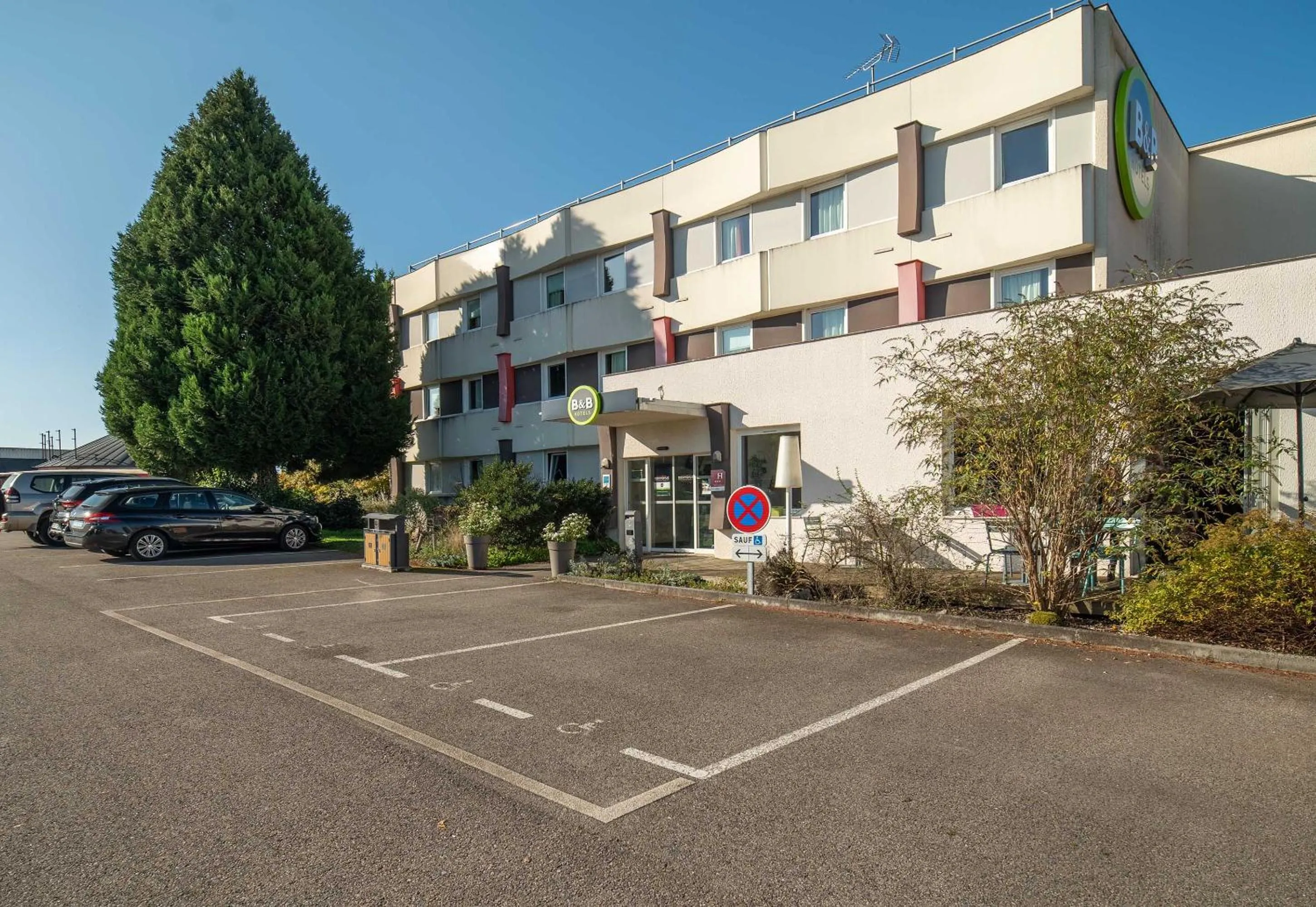 Property building in ibis Limoges Nord