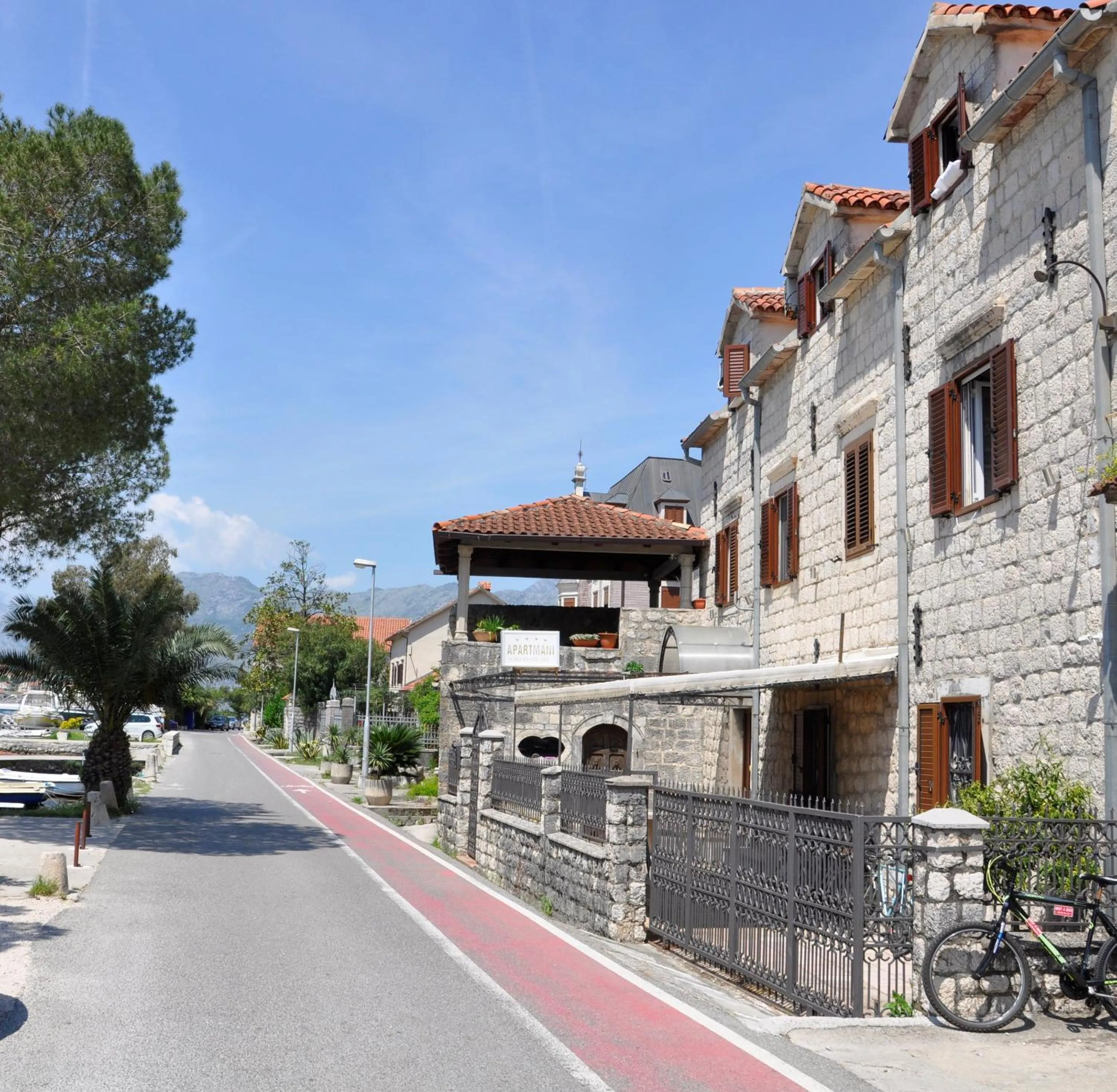 Property building in Apartments Vujošević