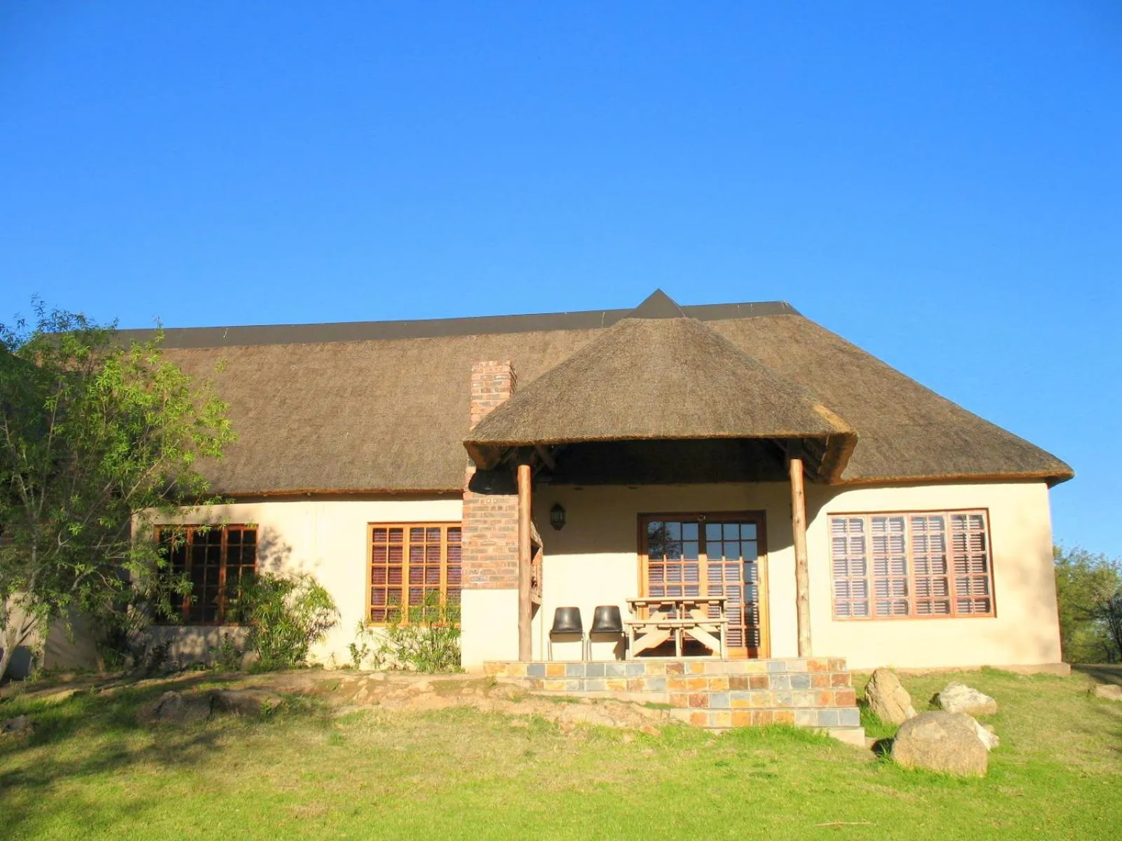 Property building in Oranjerus Resort