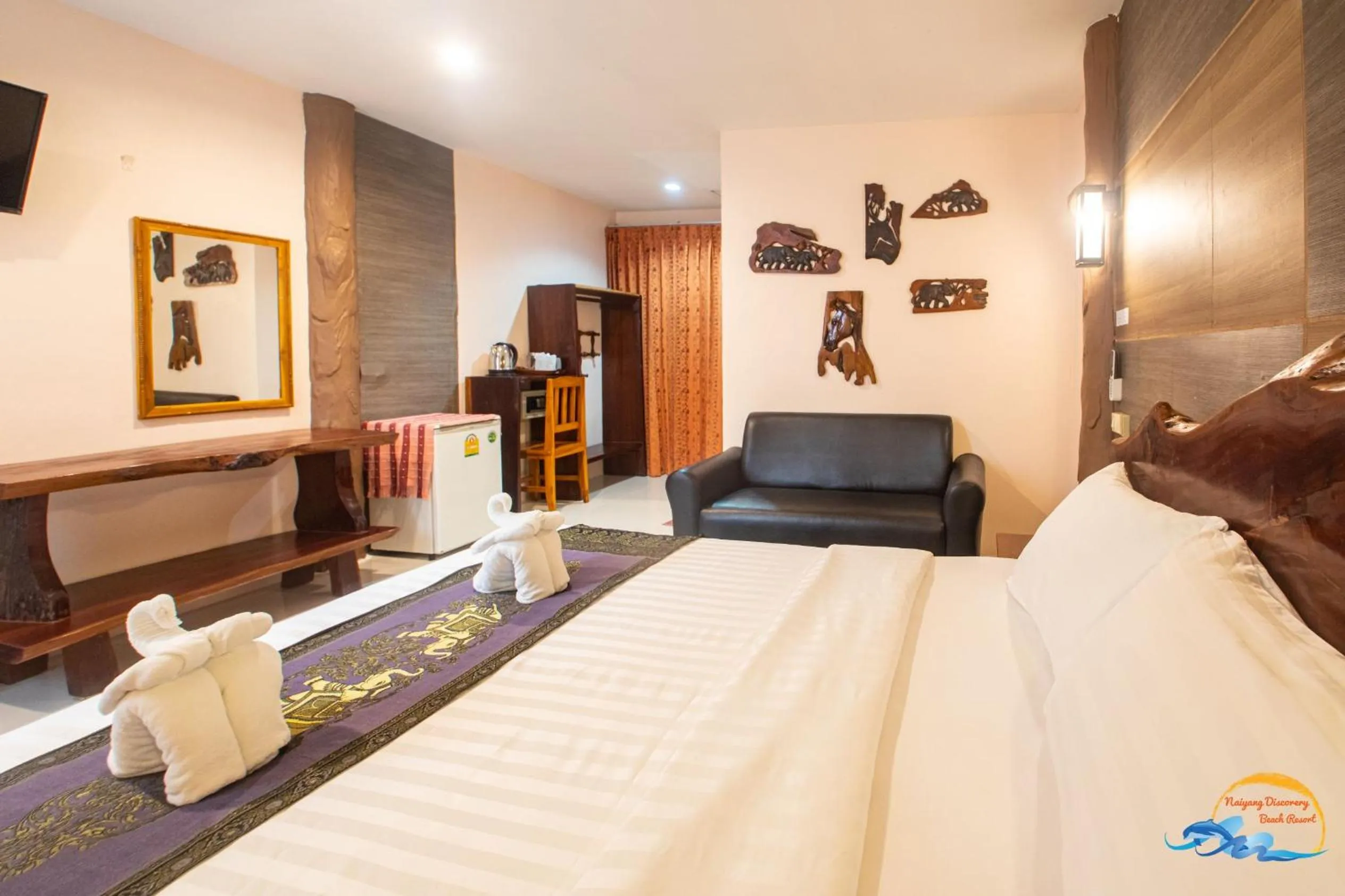 Photo of the whole room, Bed in Naiyang Discovery Beach Resort