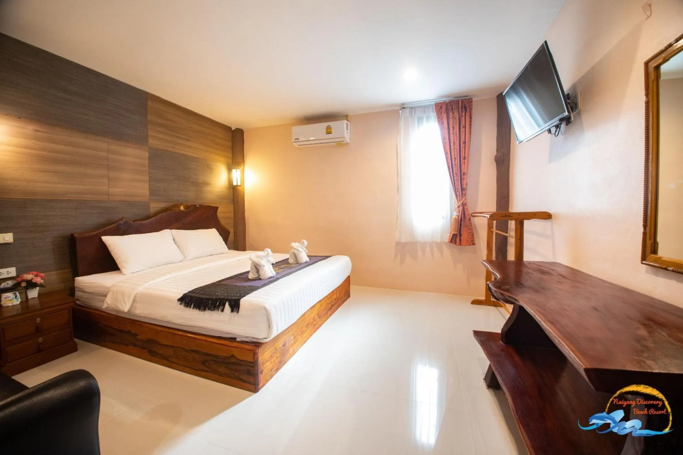 Photo of the whole room, Bed in Naiyang Discovery Beach Resort