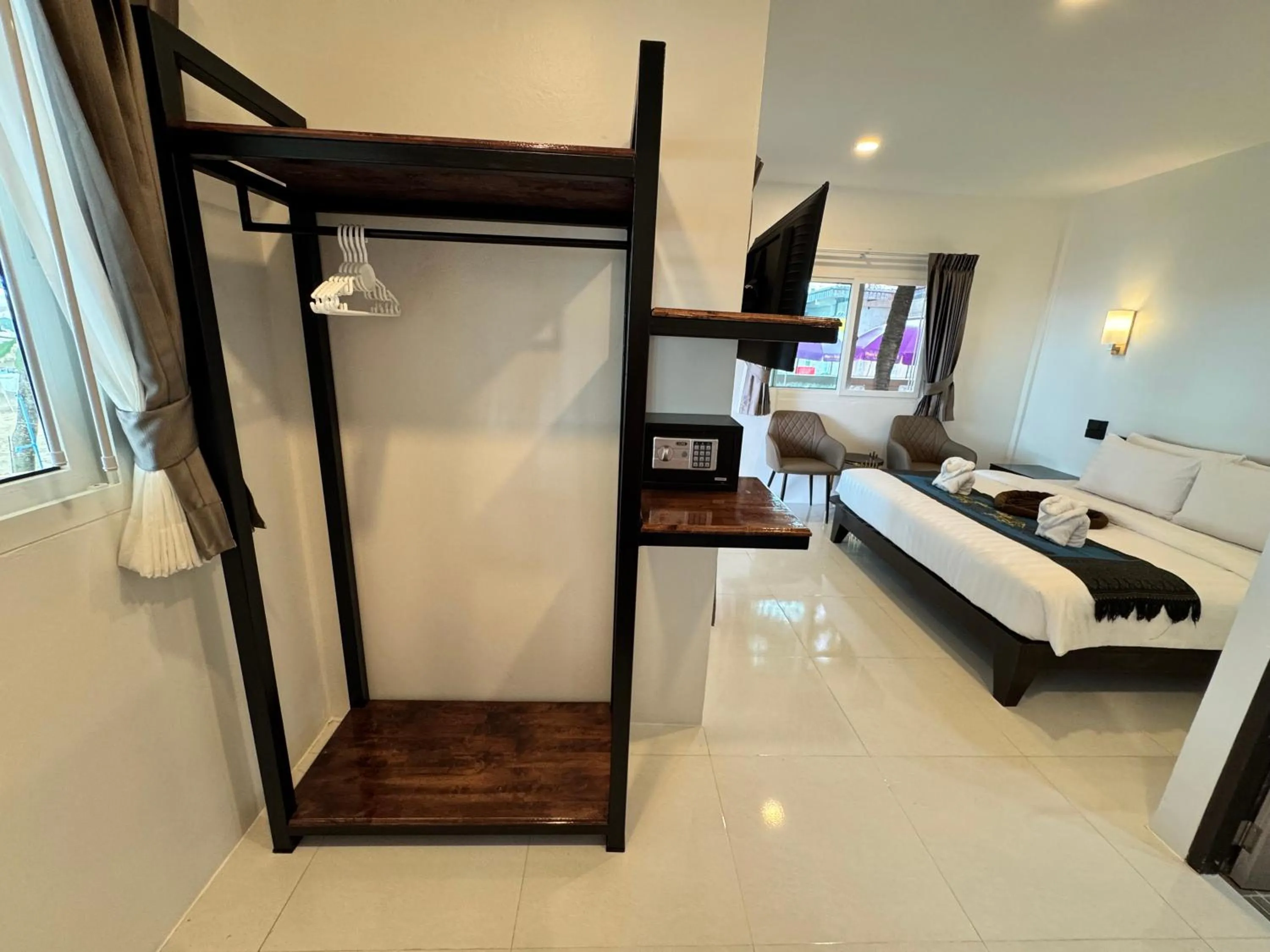 Bed in Naiyang Discovery Beach Resort