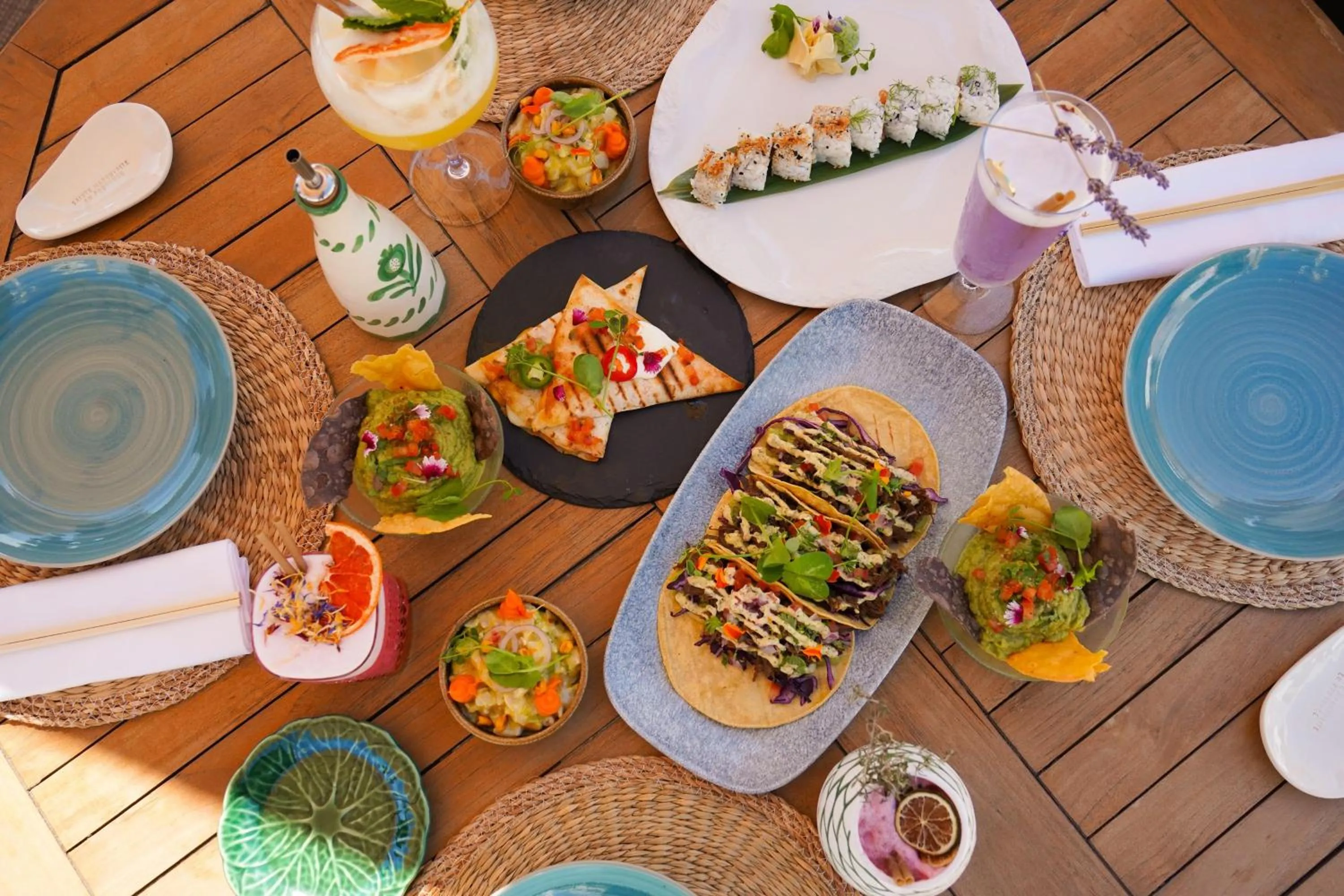 Restaurant/places to eat in JW Marriott Cannes