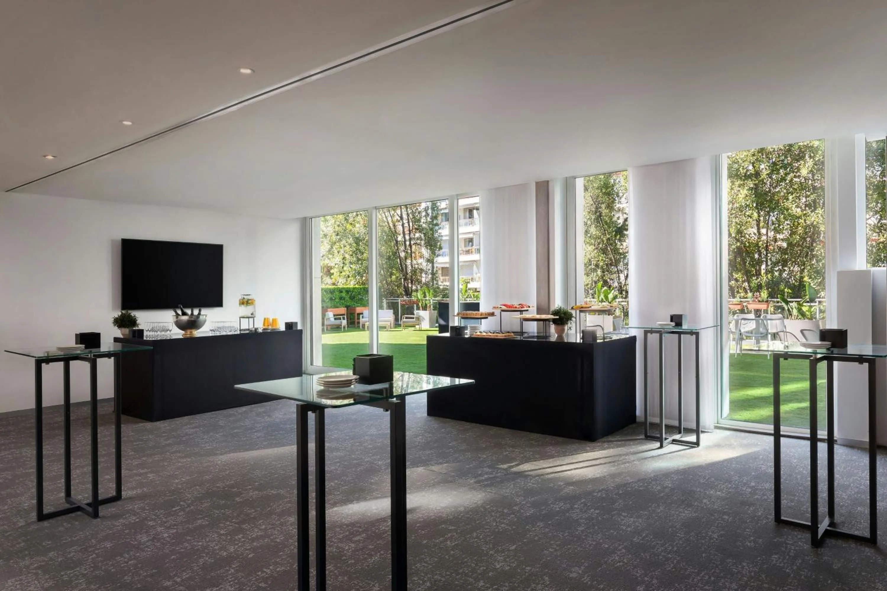 Lobby or reception in JW Marriott Cannes