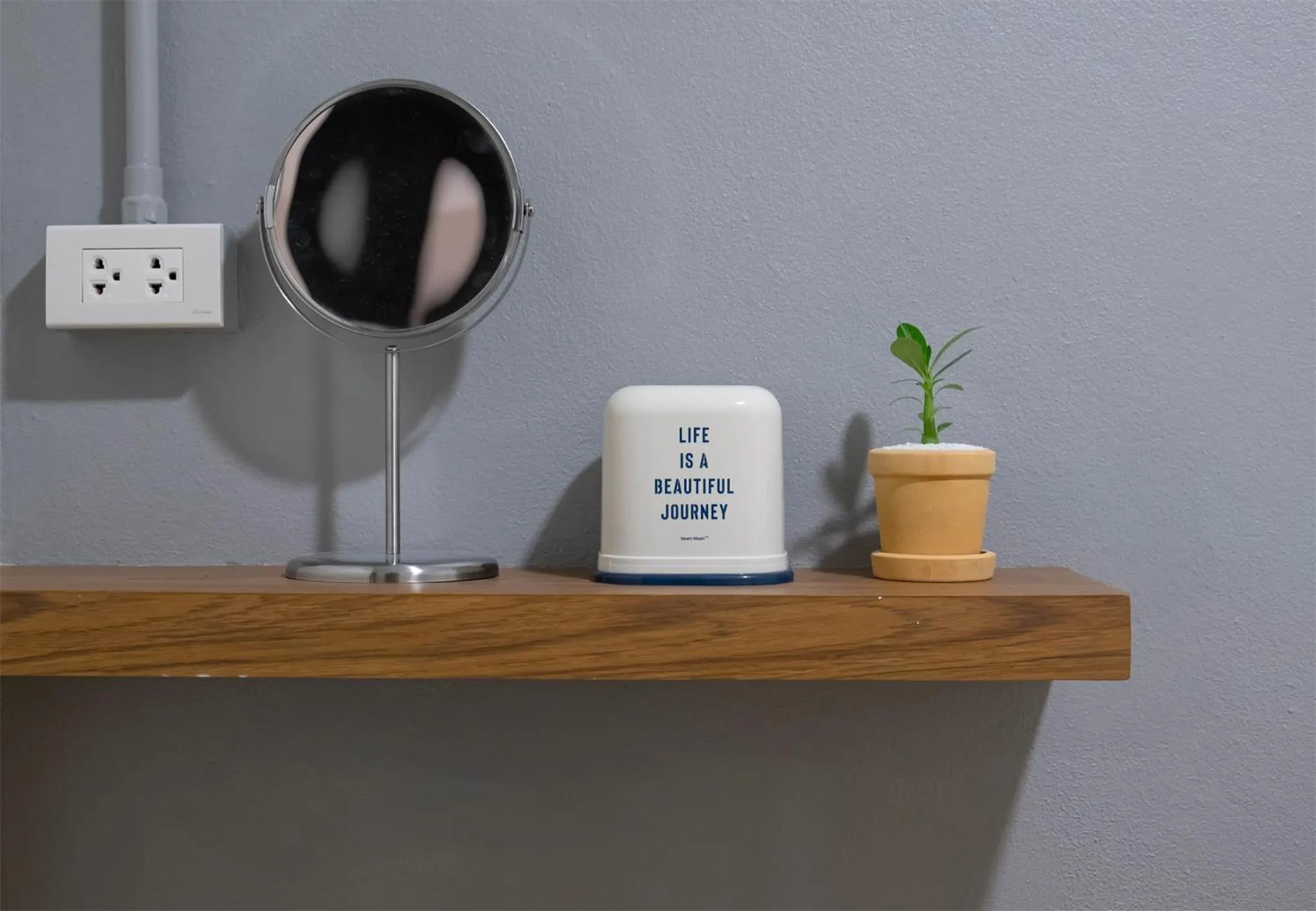 Decorative detail in BED Friends Poshtel