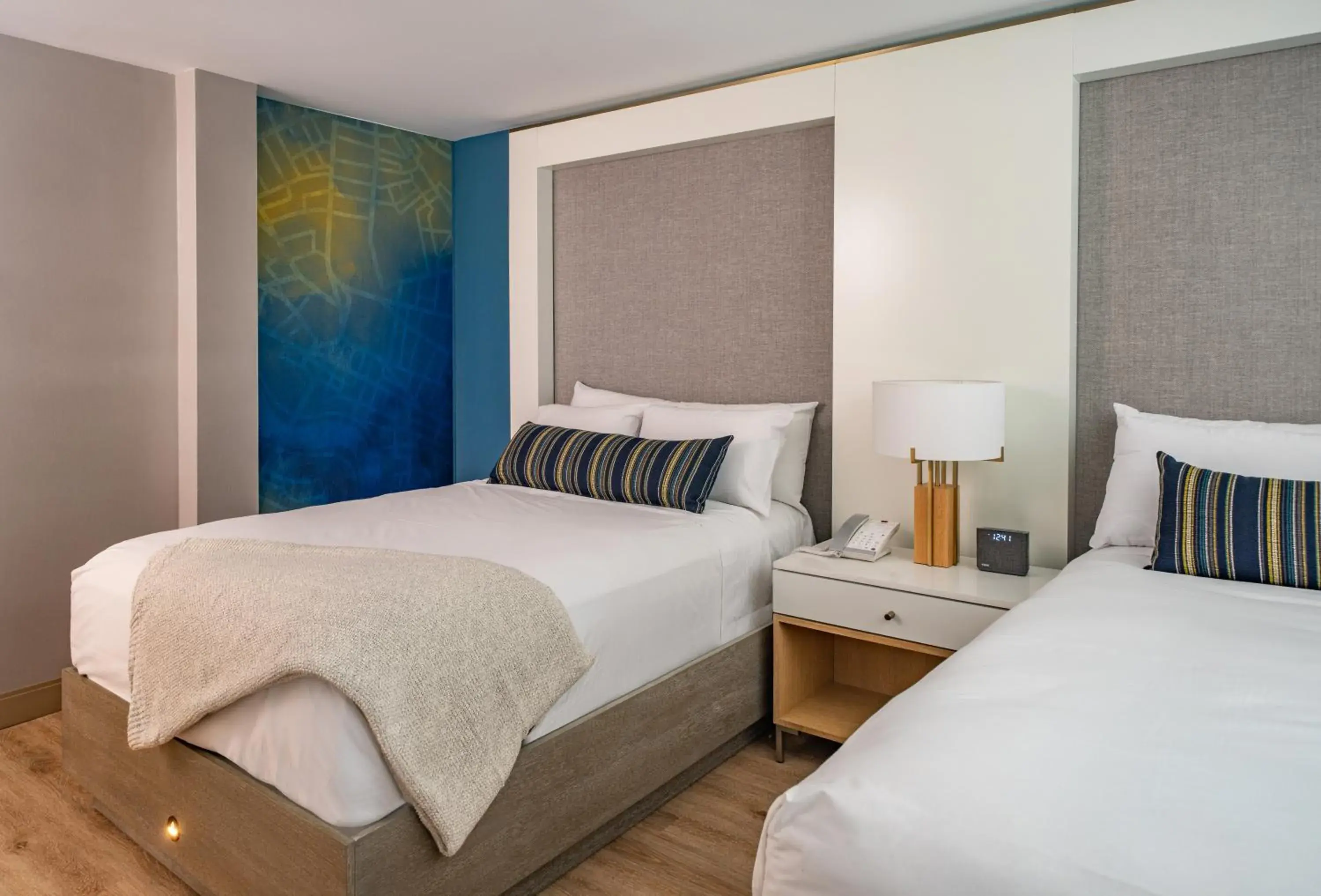 Double Room with Two Double Beds in Harvard Square Hotel Double Room with Two Double Beds in Harvard Square Hotel