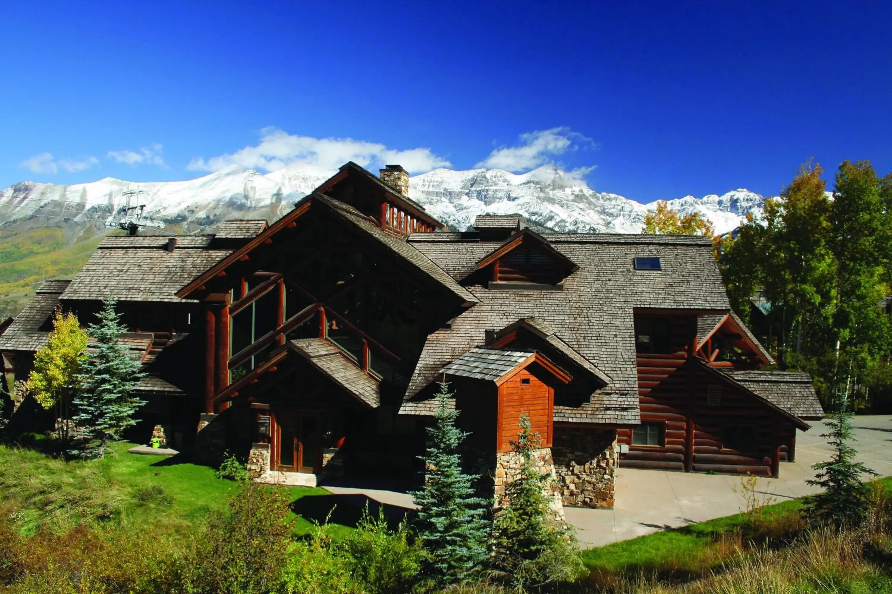 Facade/entrance in Mountain Lodge Telluride Facade/entrance in Mountain Lodge Telluride