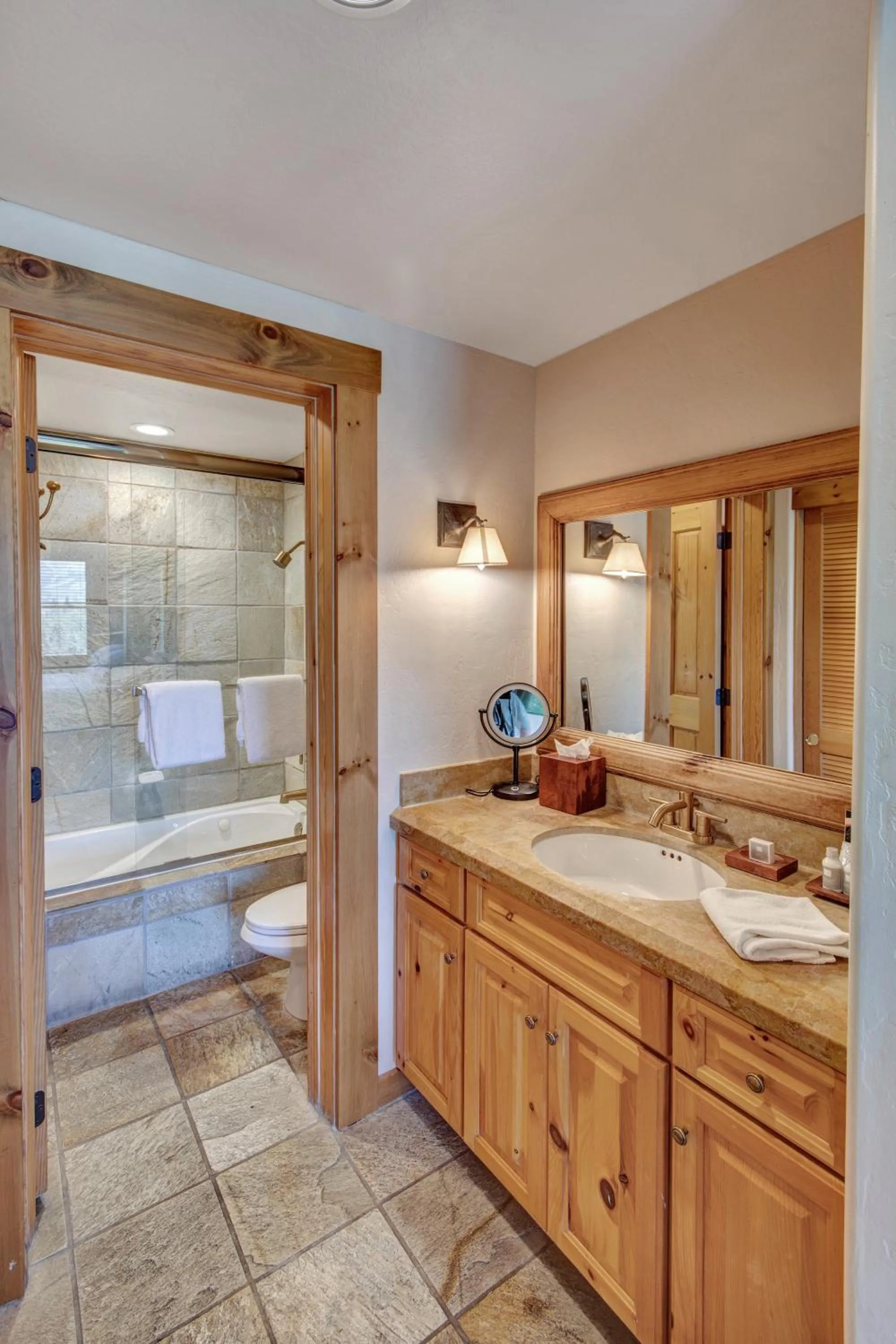 Bathroom in Mountain Lodge Telluride