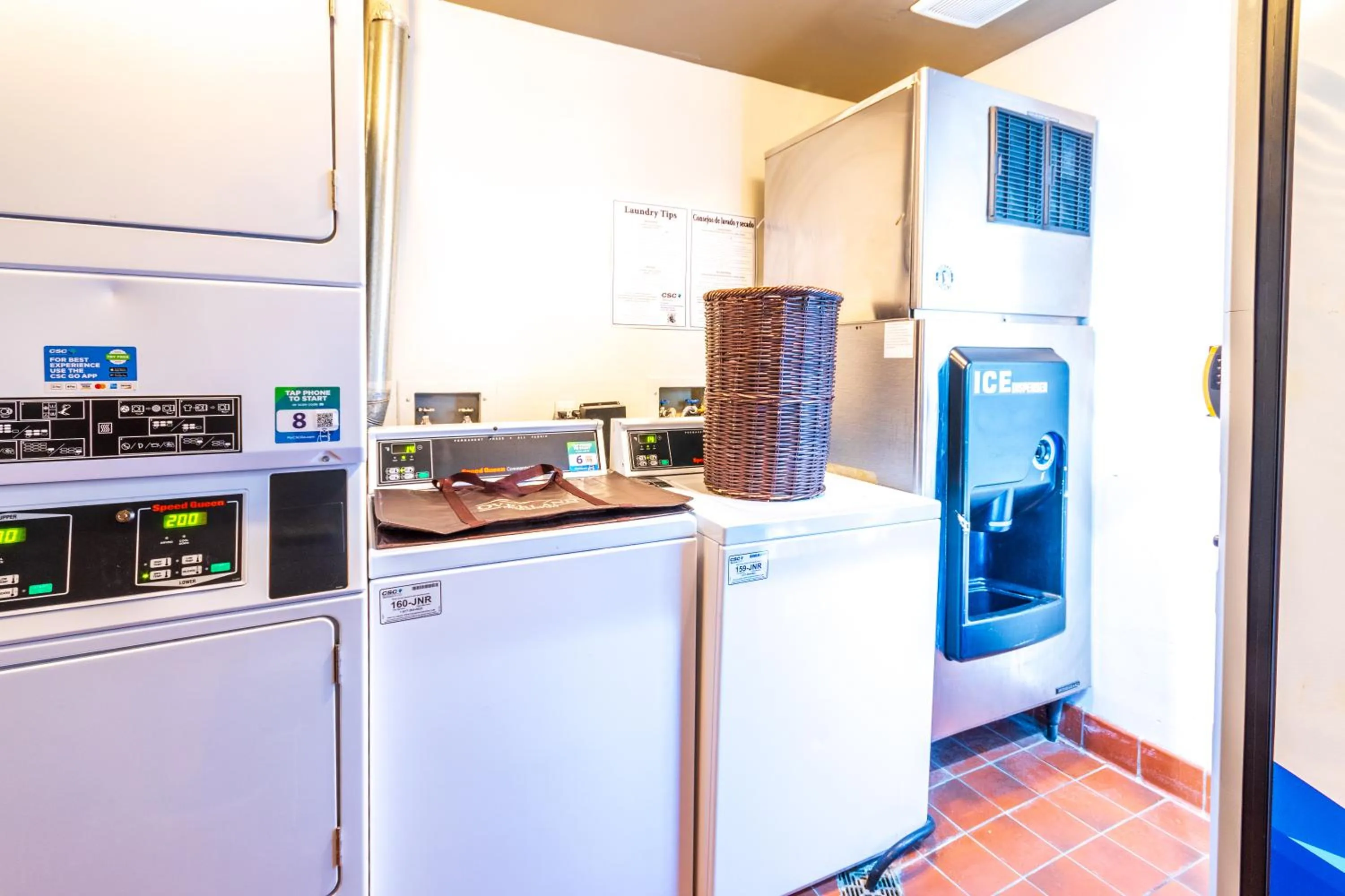 laundry in Mountain Lodge Telluride