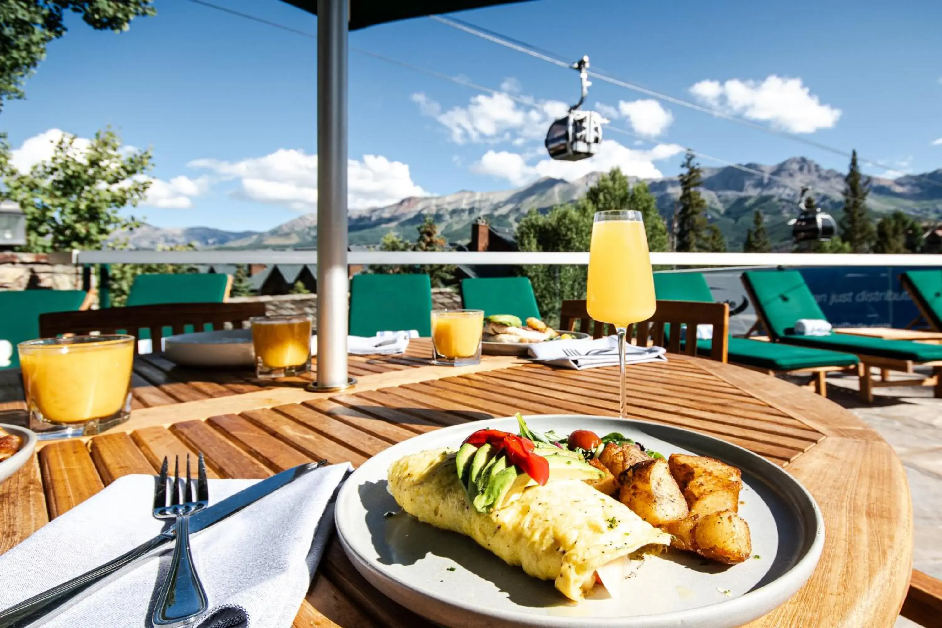 Food and drinks in Mountain Lodge Telluride Food and drinks in Mountain Lodge Telluride