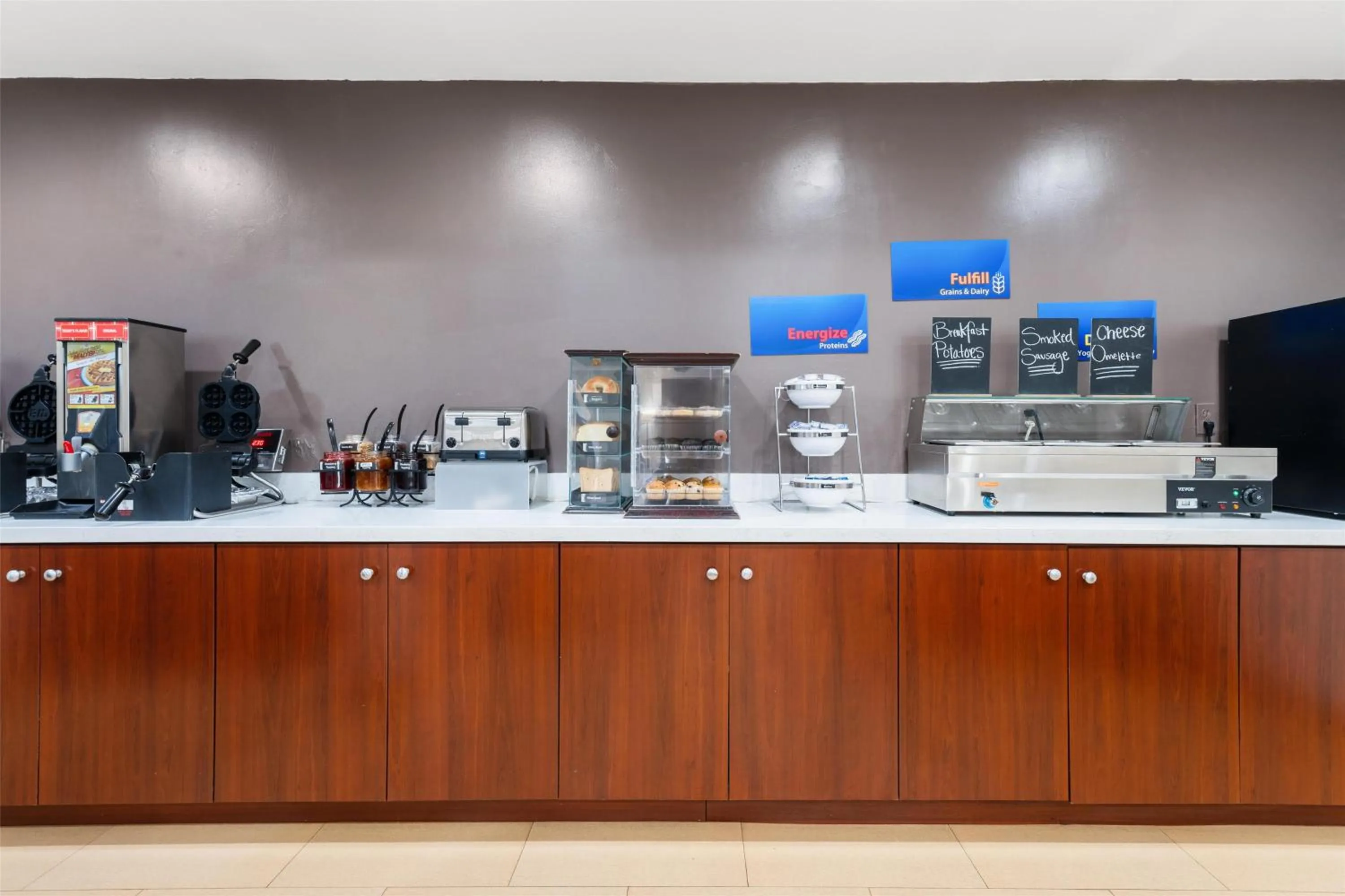 Breakfast in Best Western San Diego/Miramar Hotel