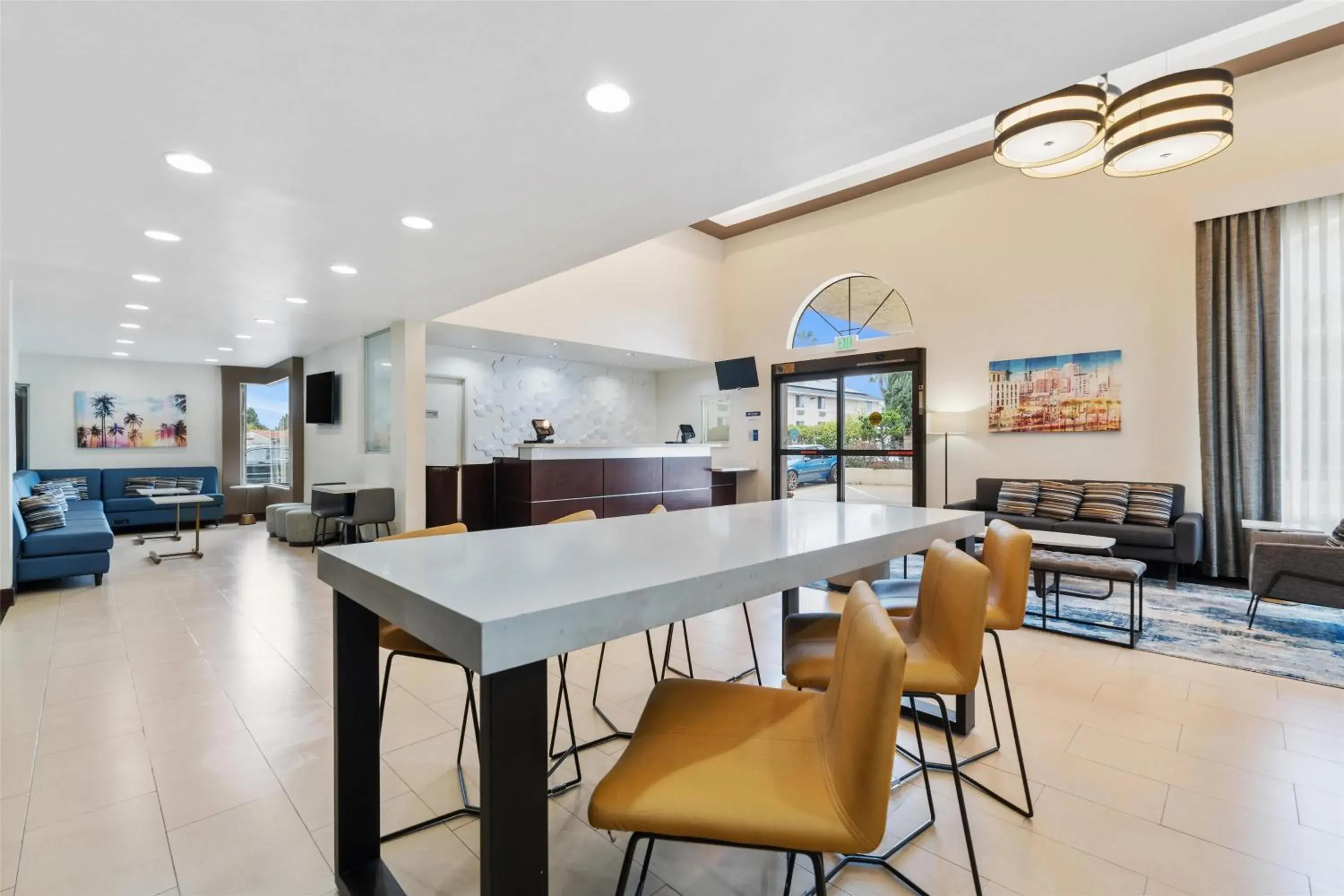 Lobby or reception in Best Western San Diego/Miramar Hotel Lobby or reception in Best Western San Diego/Miramar Hotel