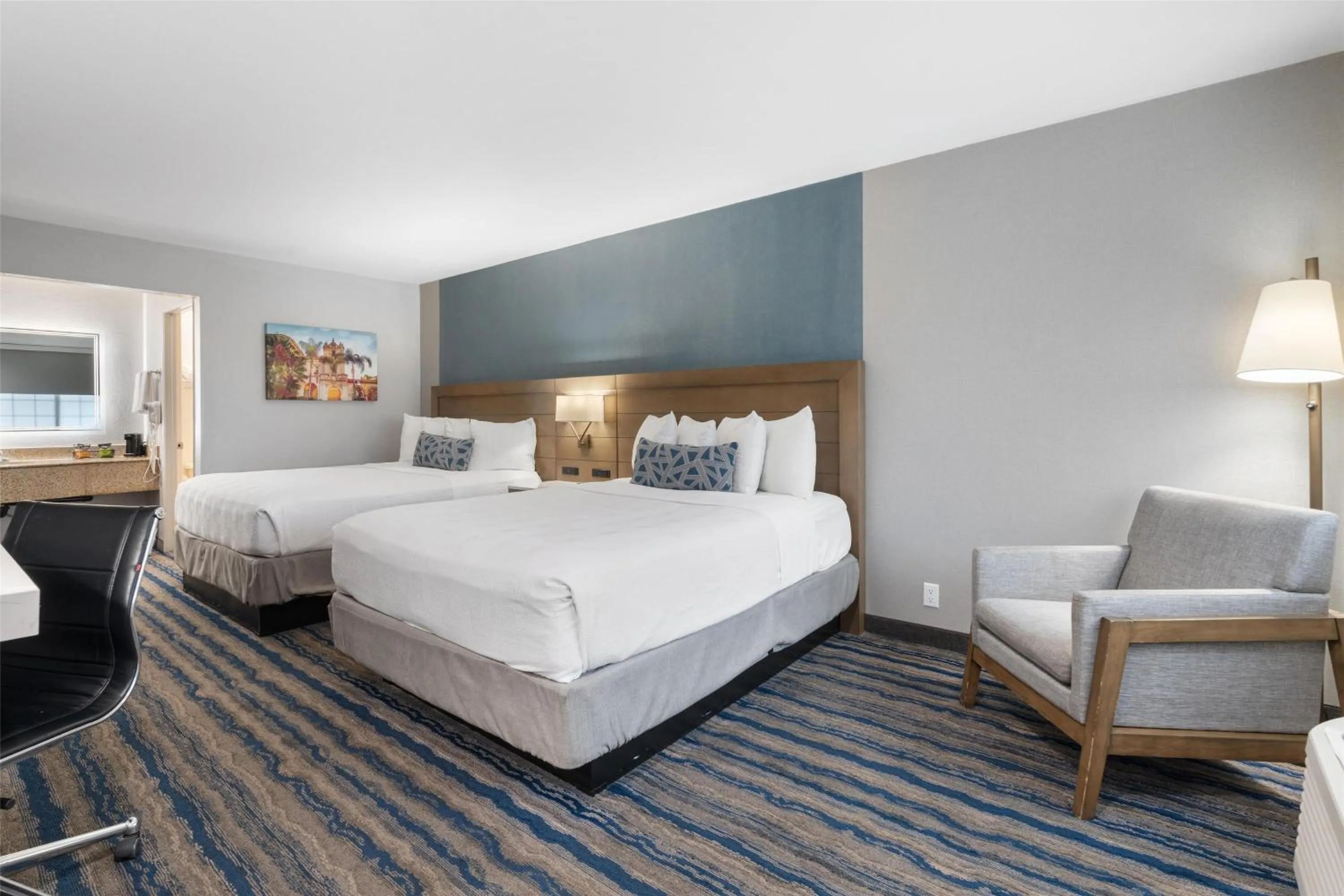 Bedroom, Bed in Best Western San Diego/Miramar Hotel