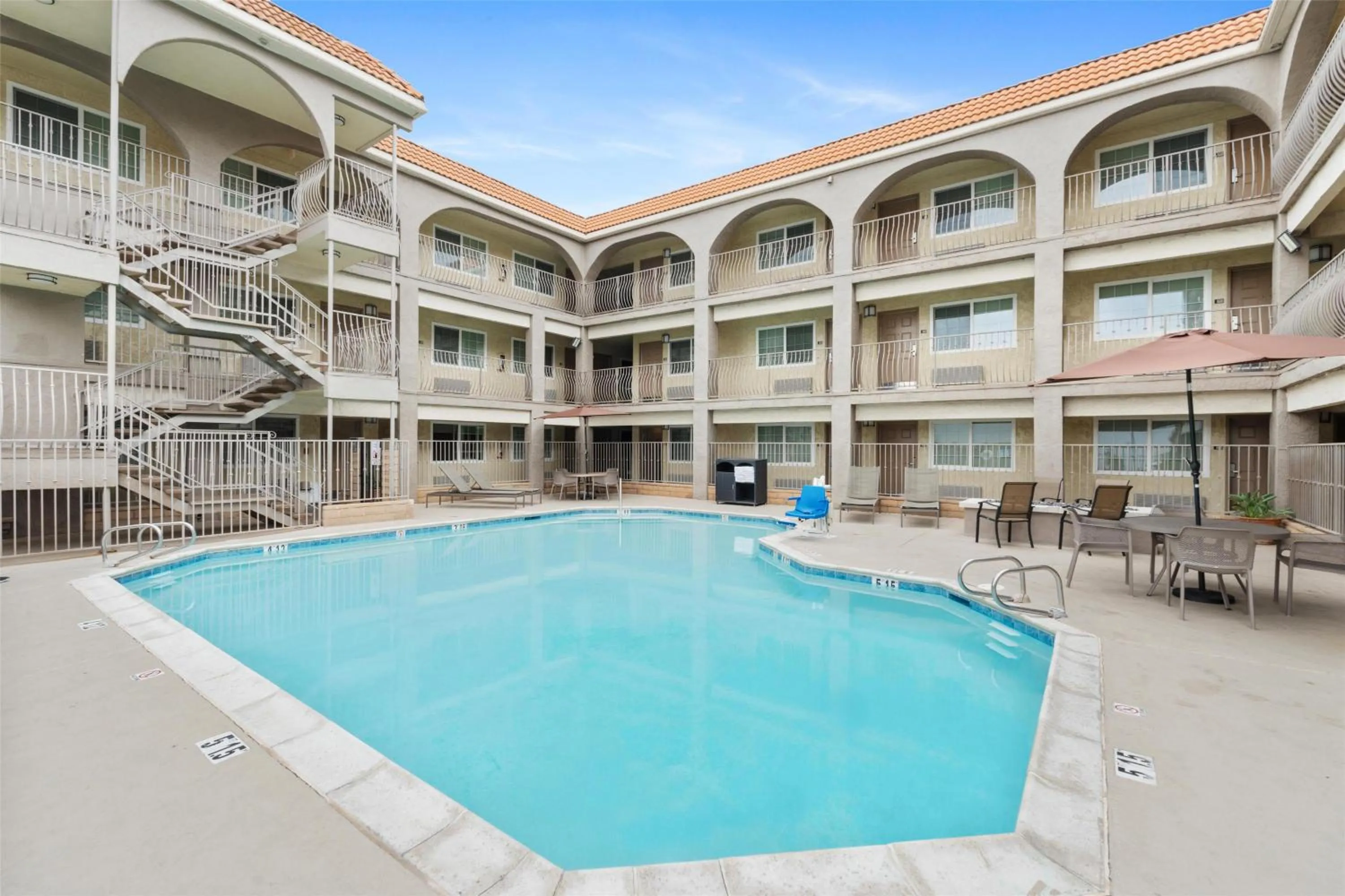 Pool view in Best Western San Diego/Miramar Hotel