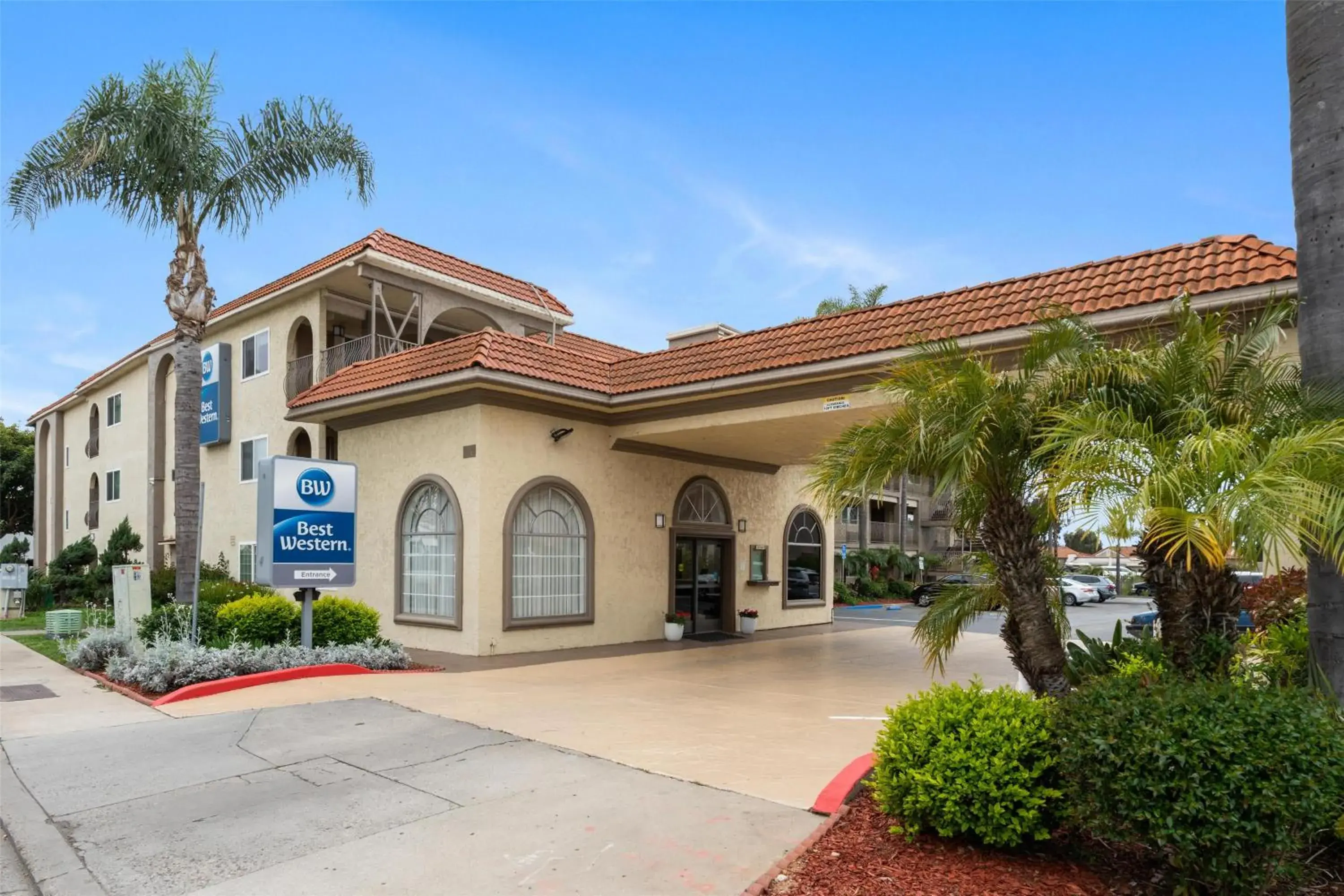 Property building in Best Western San Diego/Miramar Hotel Property building in Best Western San Diego/Miramar Hotel