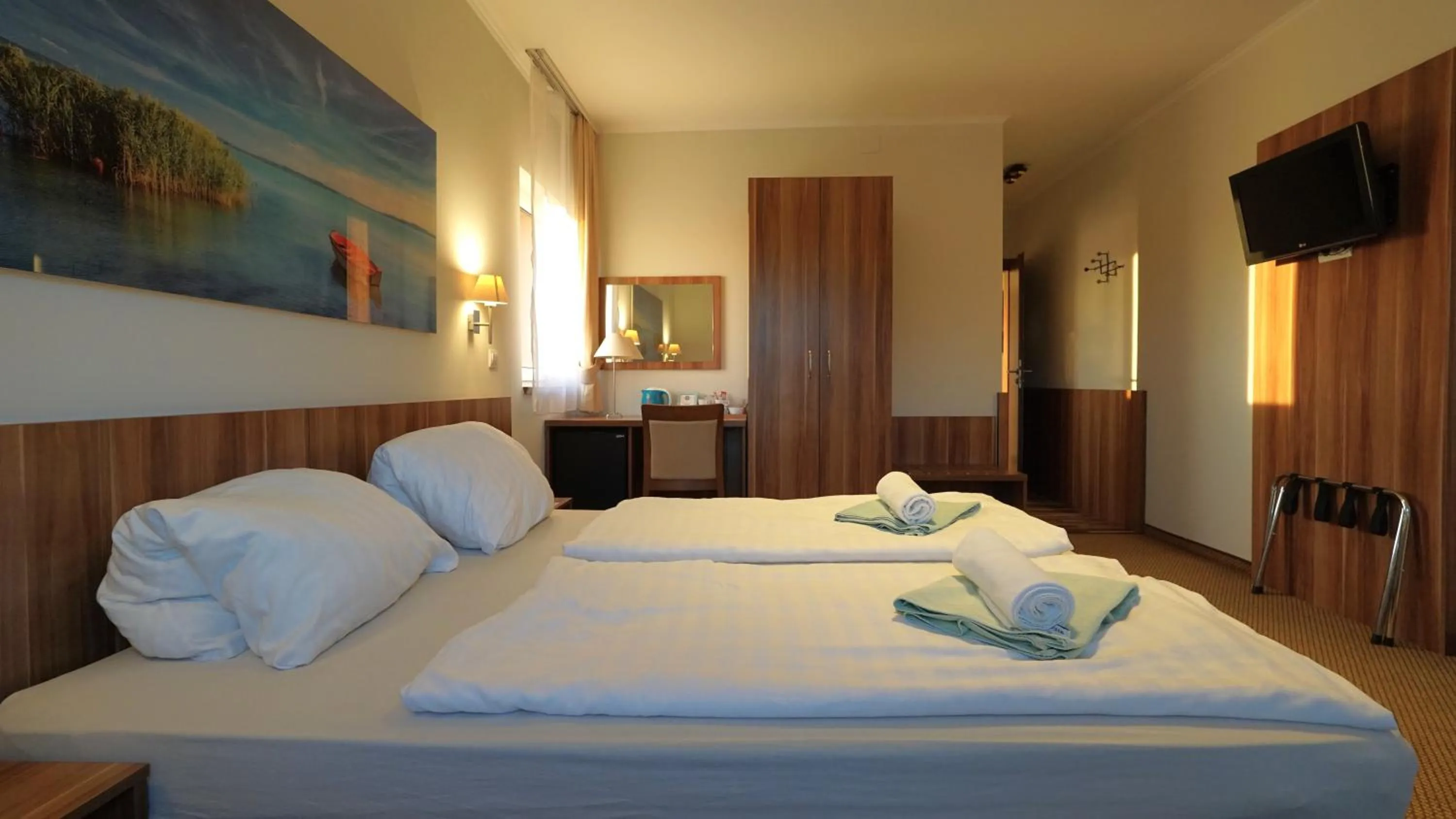 Bed in Balaton Colors Beach Hotel