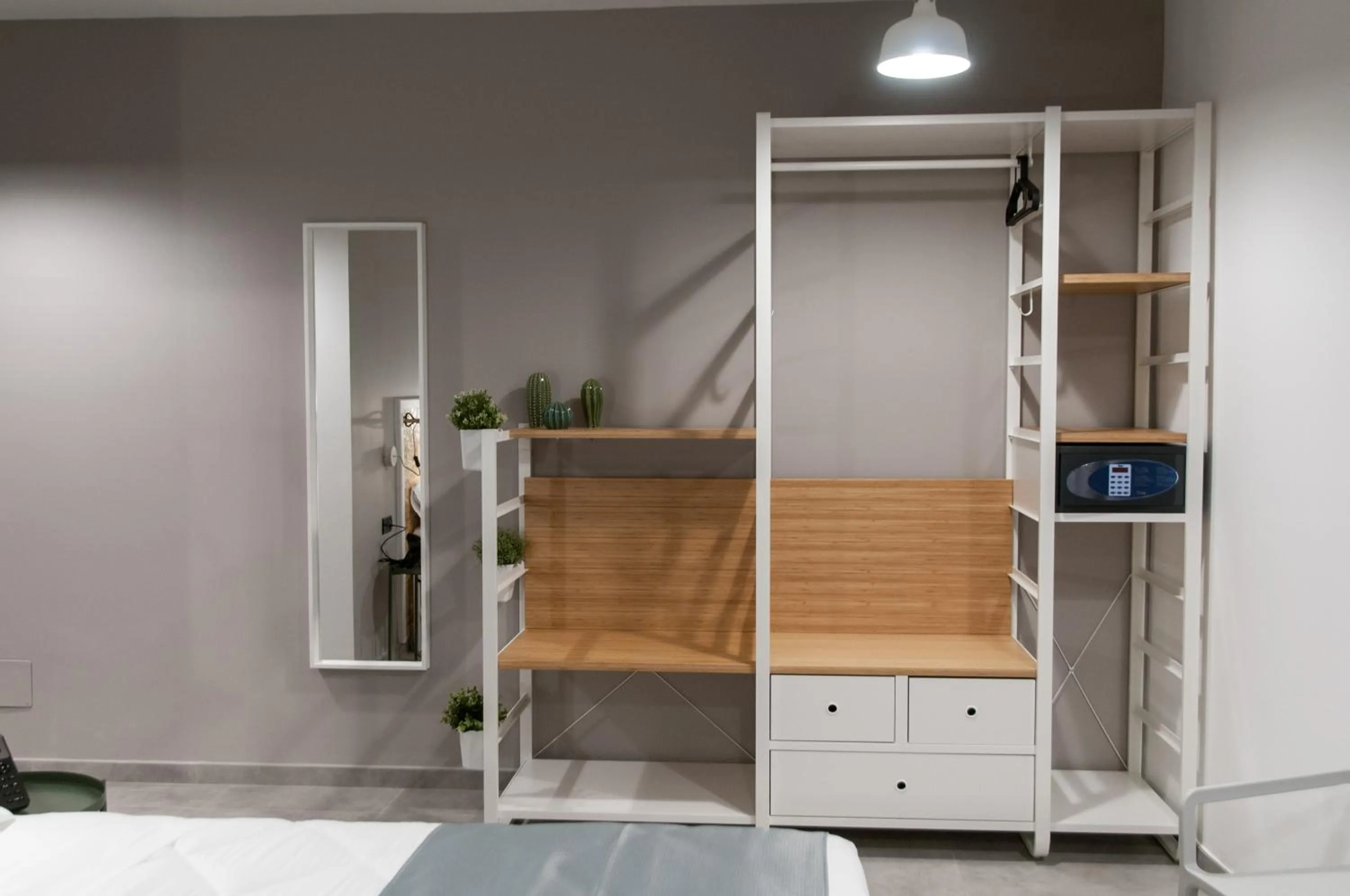 wardrobe, Bed in Residence Hotel Moderno