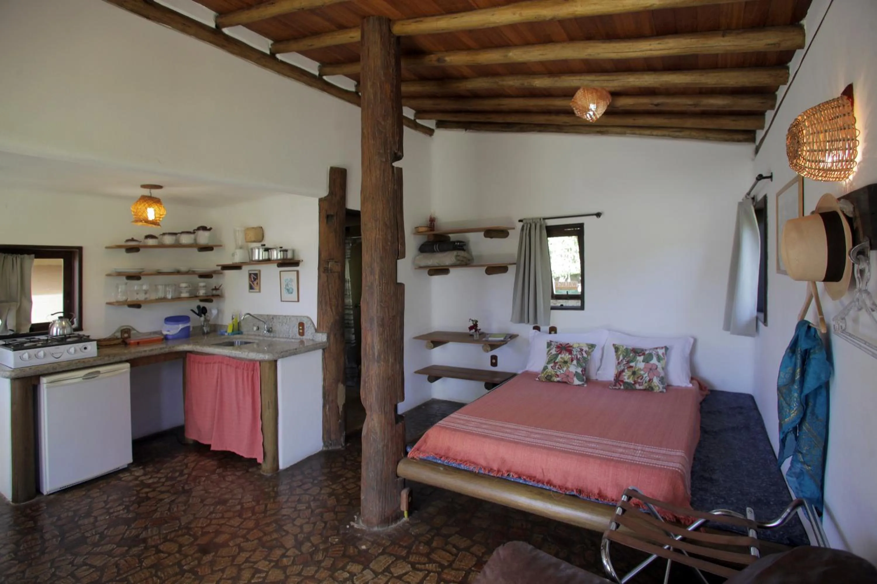 Photo of the whole room, Bed in Pousada Gopak