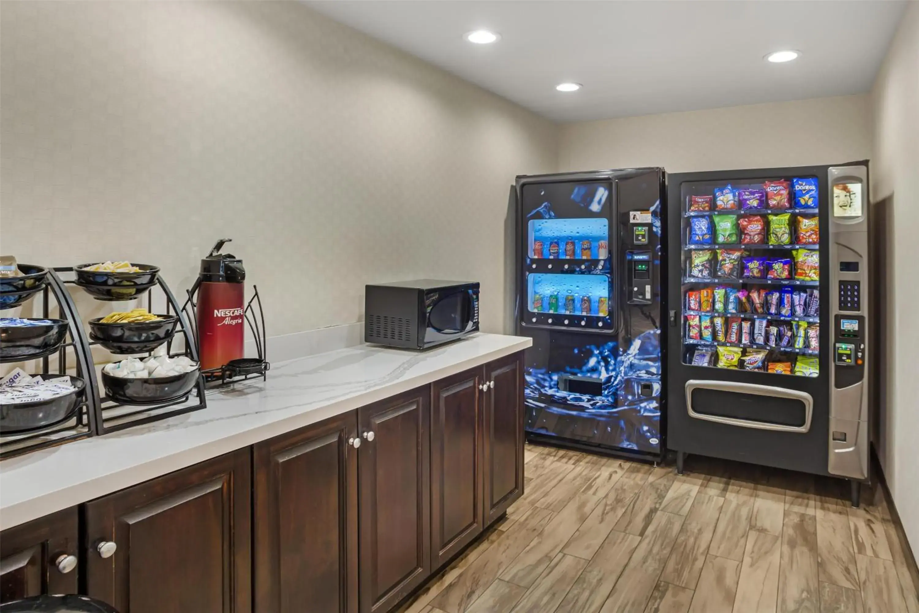 Property building in Best Western Porterville Inn Property building in Best Western Porterville Inn