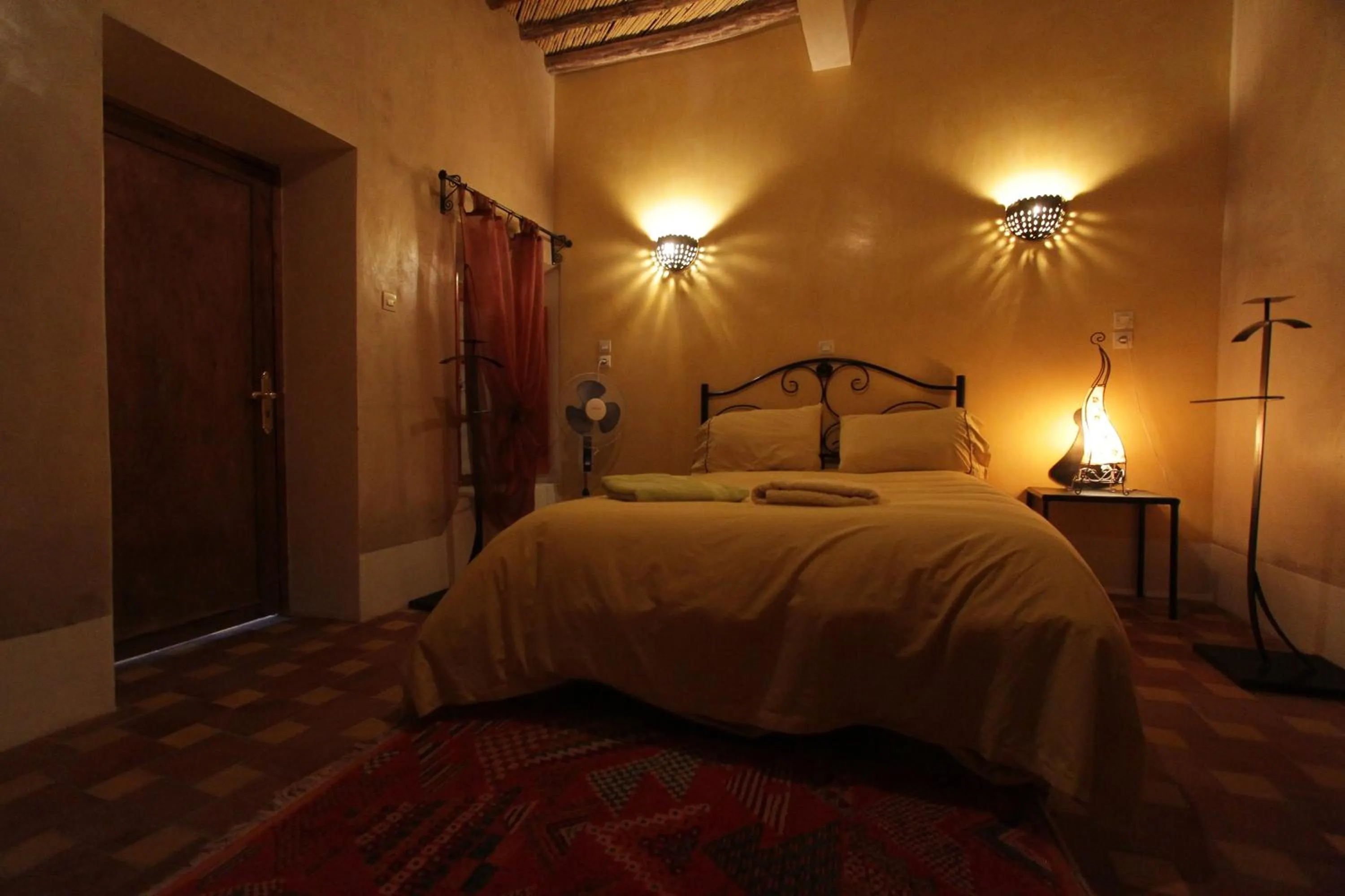 Photo of the whole room, Bed in kasbah 123 soleil