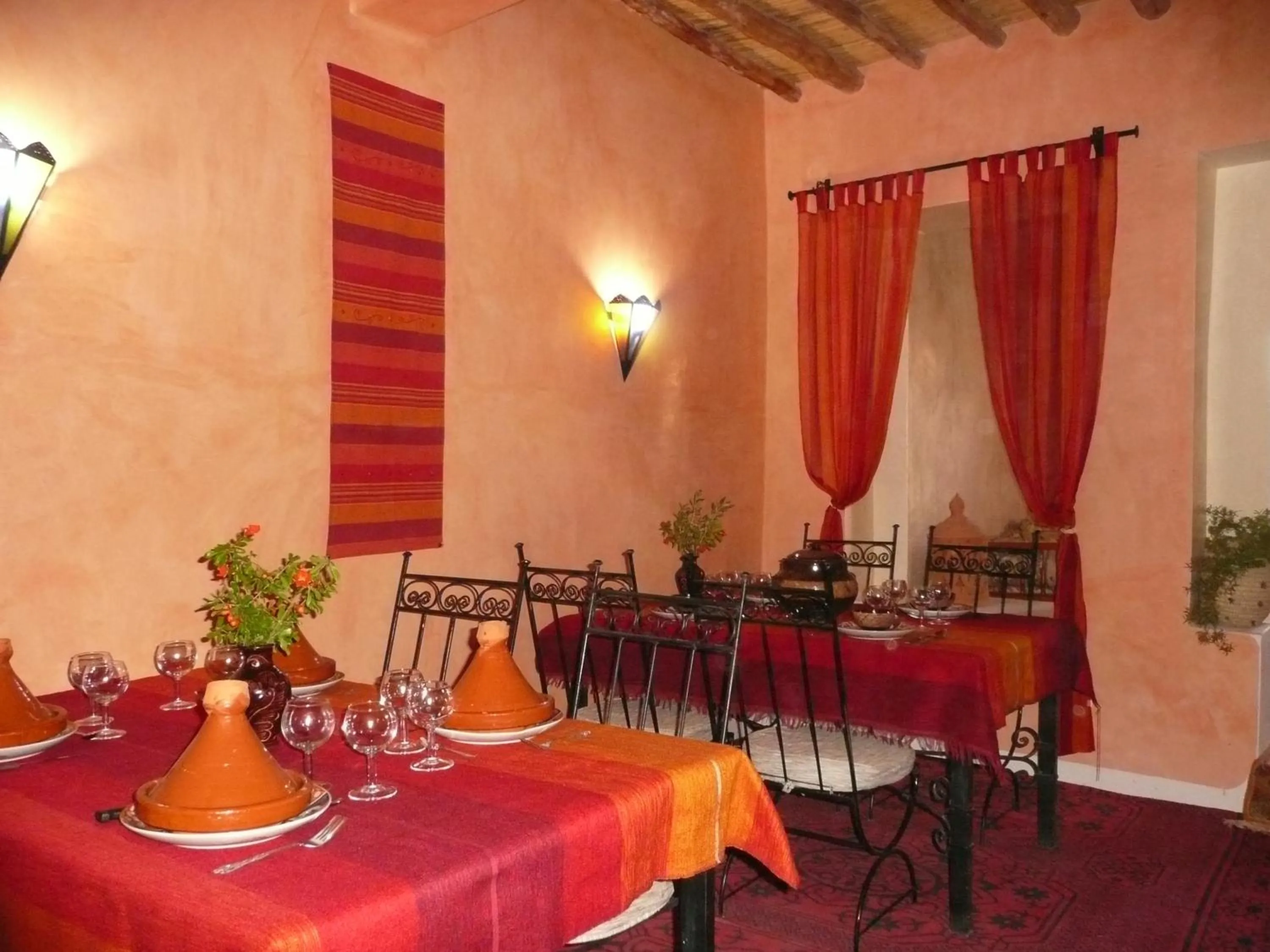 Restaurant/places to eat in kasbah 123 soleil