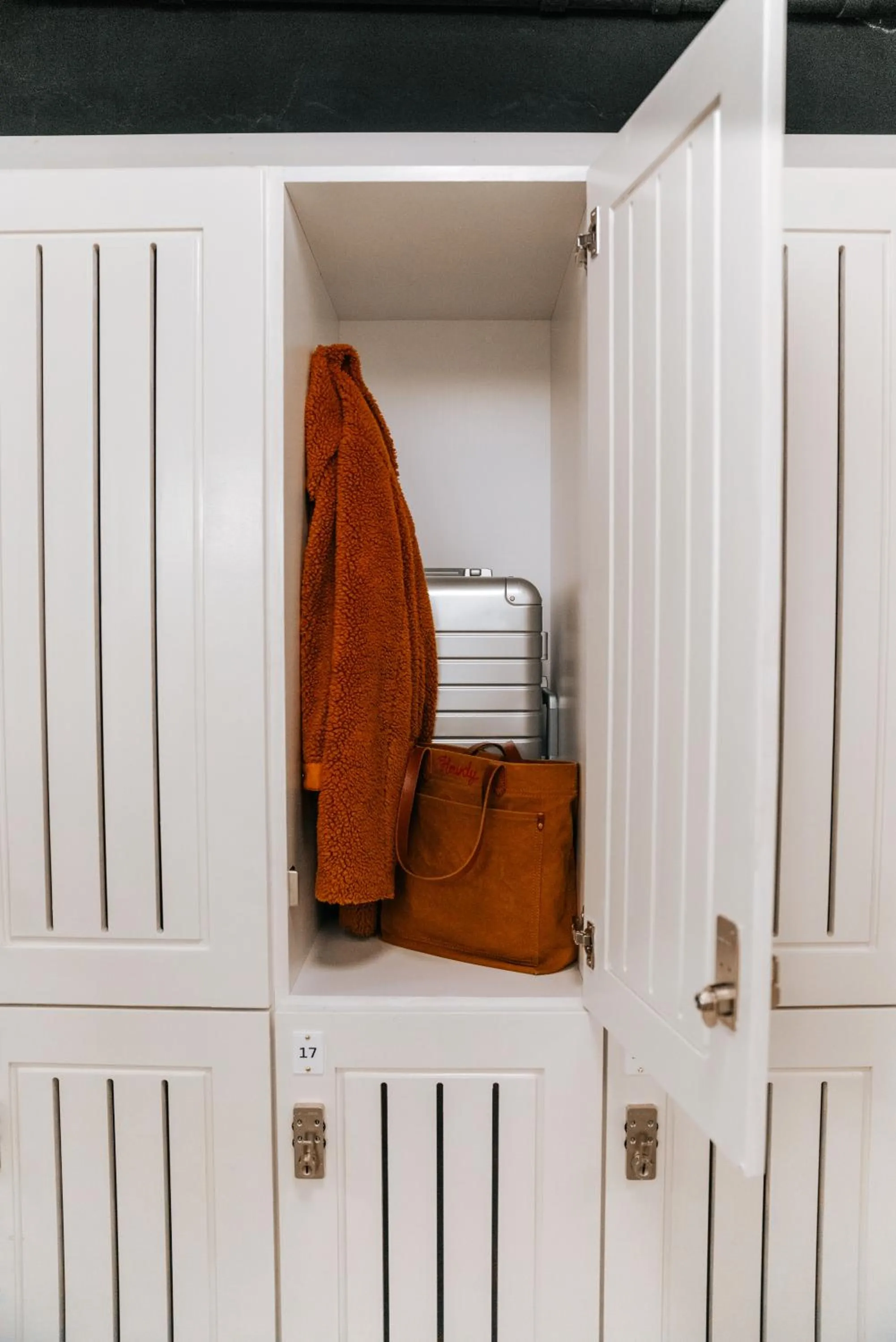 Area and facilities in Cache House