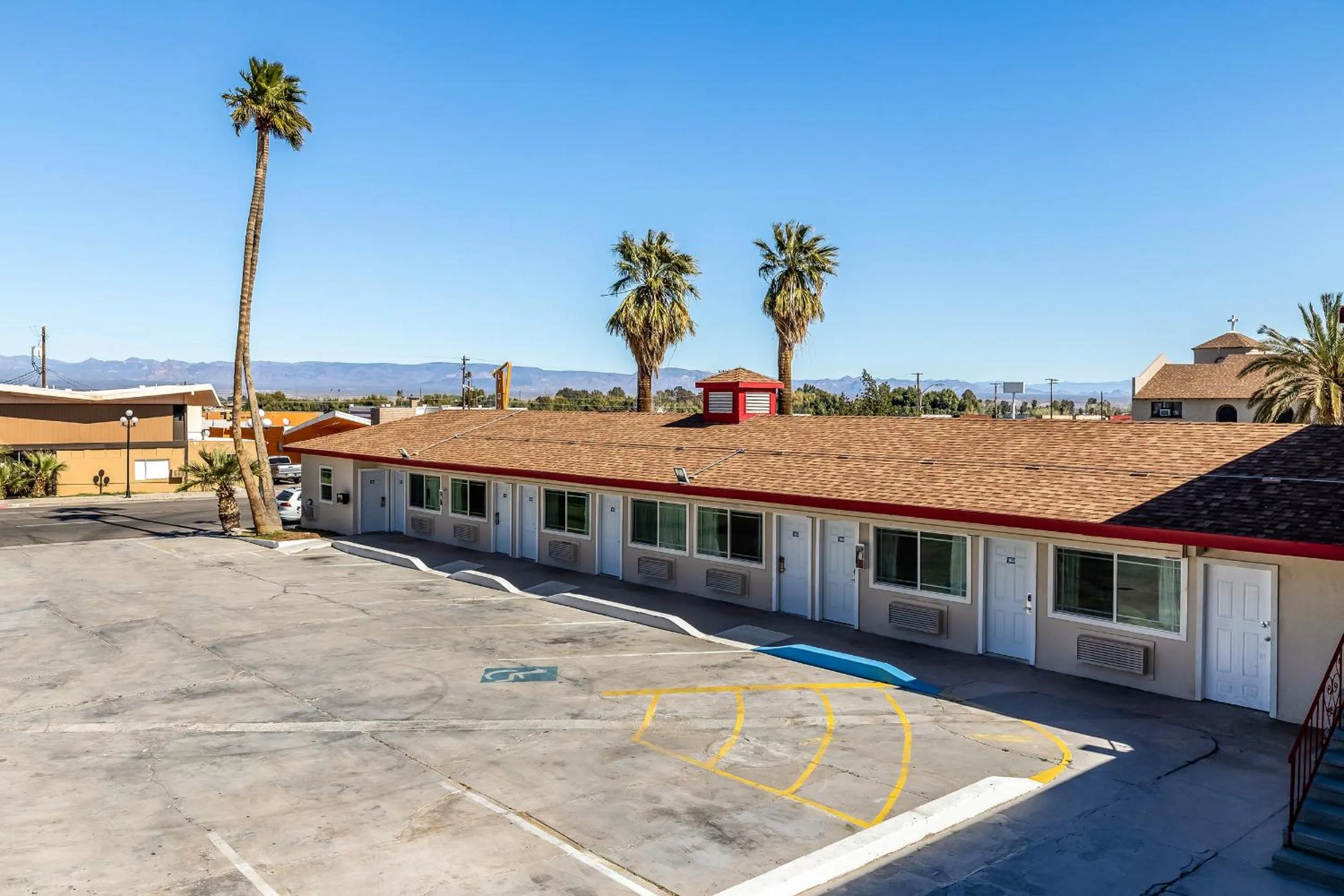 Property building in Econo Lodge Needles