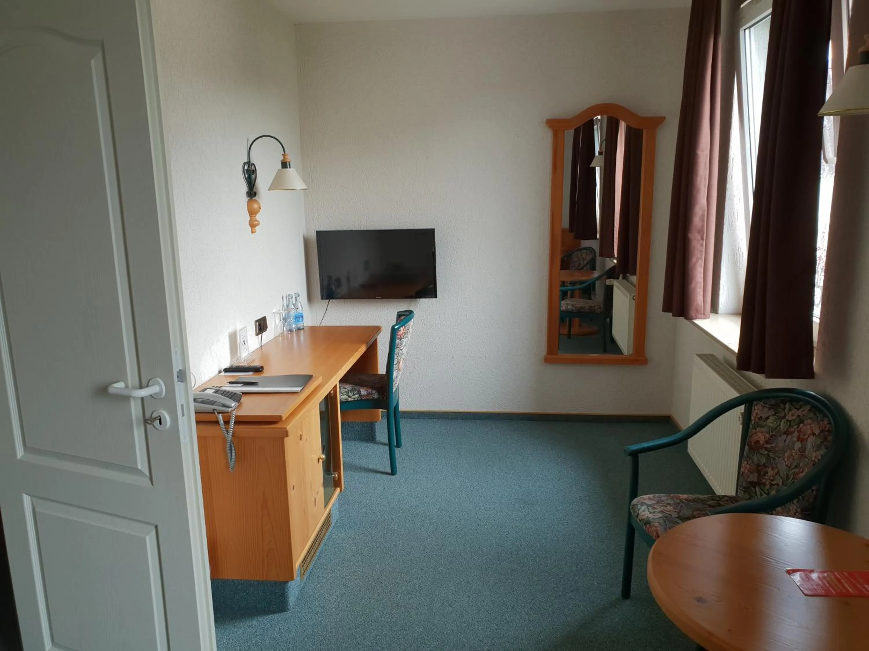 TV and multimedia in Hotel Grüner Baum