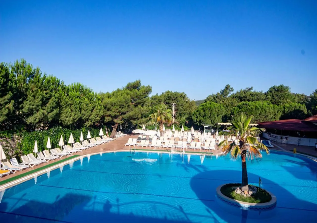 Swimming pool in Hotel Greenland - All Inclusive