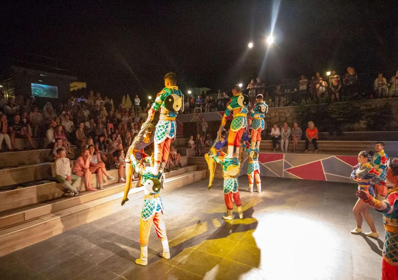 Evening entertainment in Hotel Greenland - All Inclusive