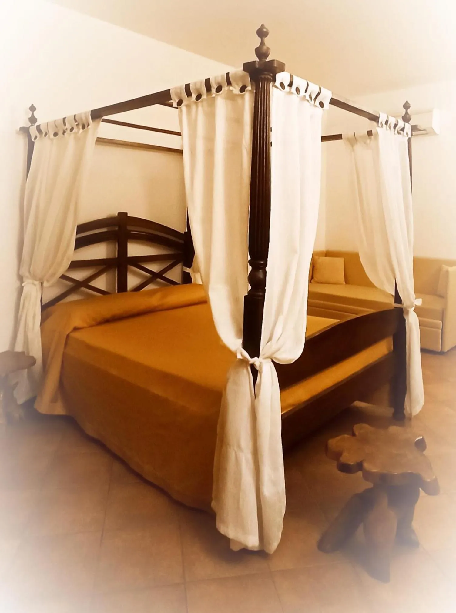 Bed in Donnaciccina Accomodation