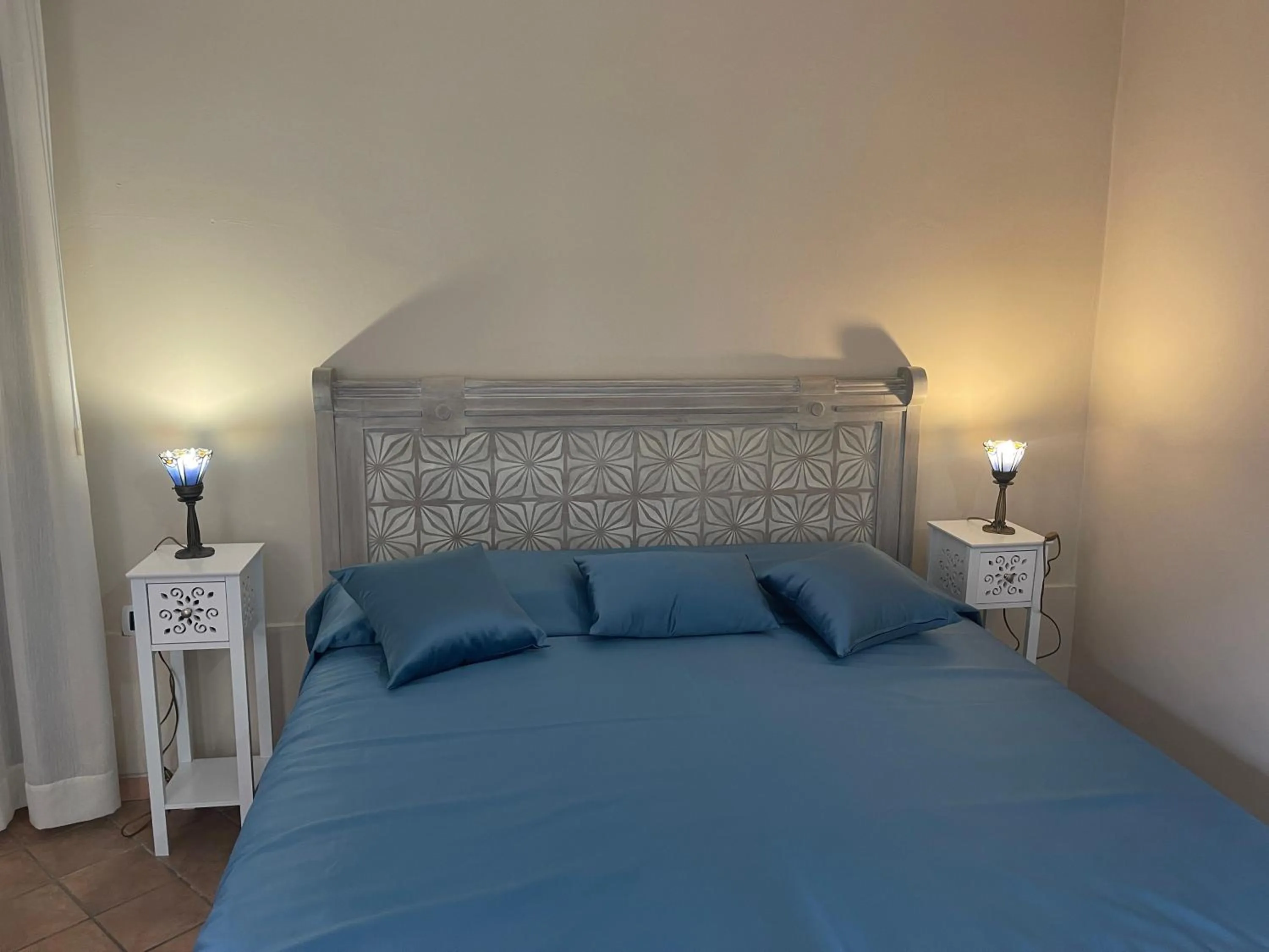 Bed in Donnaciccina Accomodation