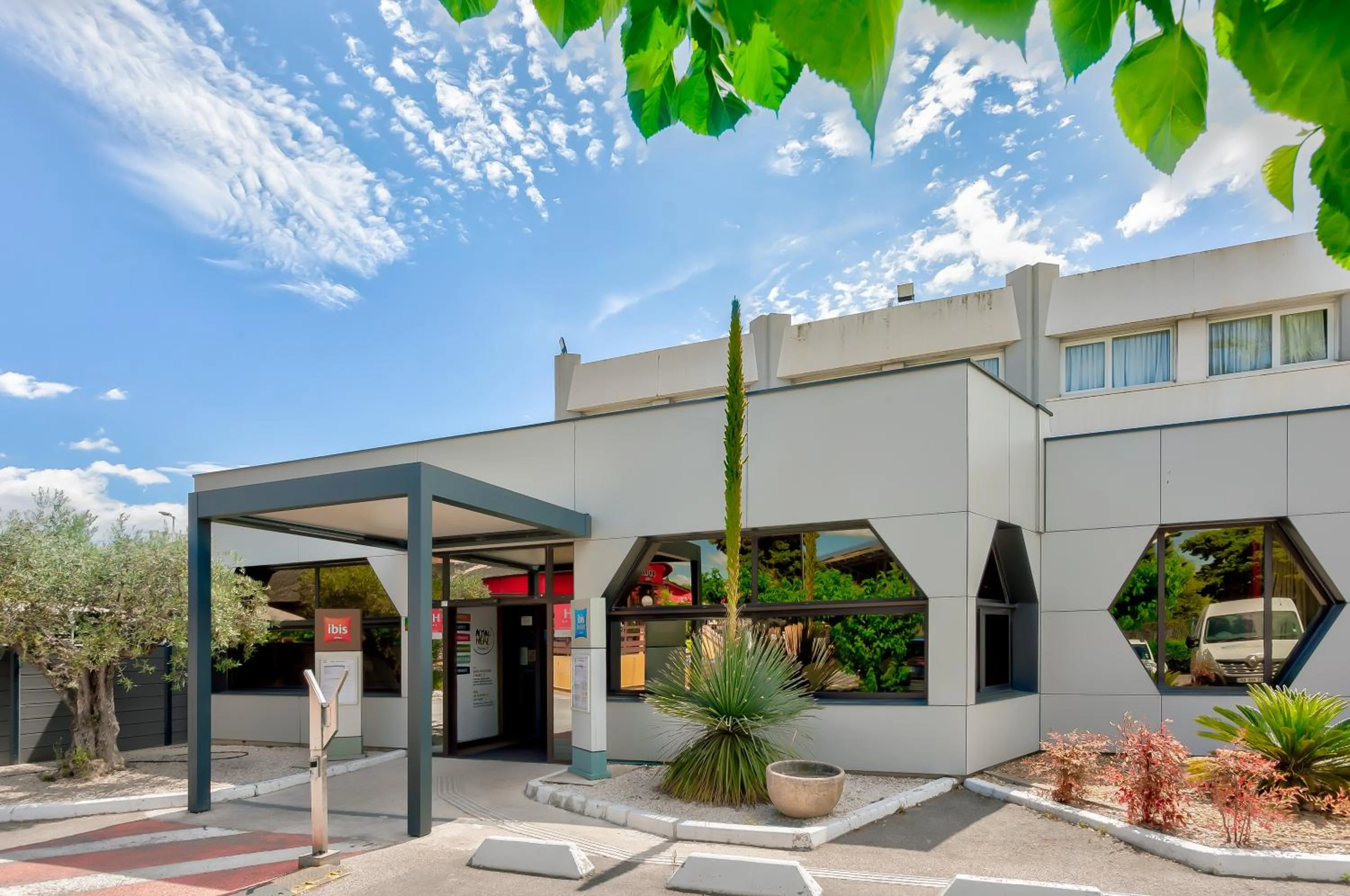 Property building in ibis Montpellier Sud