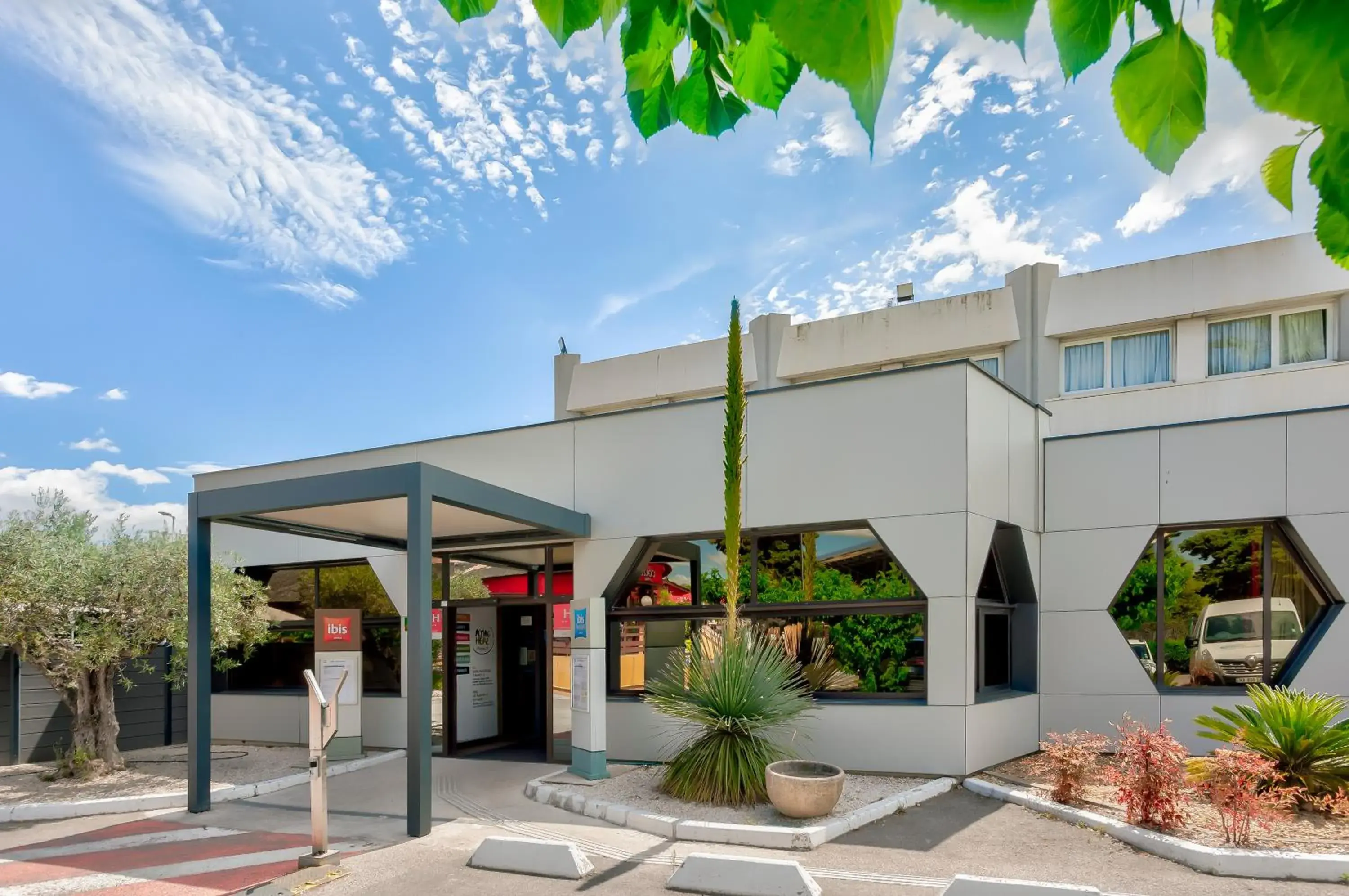 Property building in ibis Montpellier Sud Property building in ibis Montpellier Sud