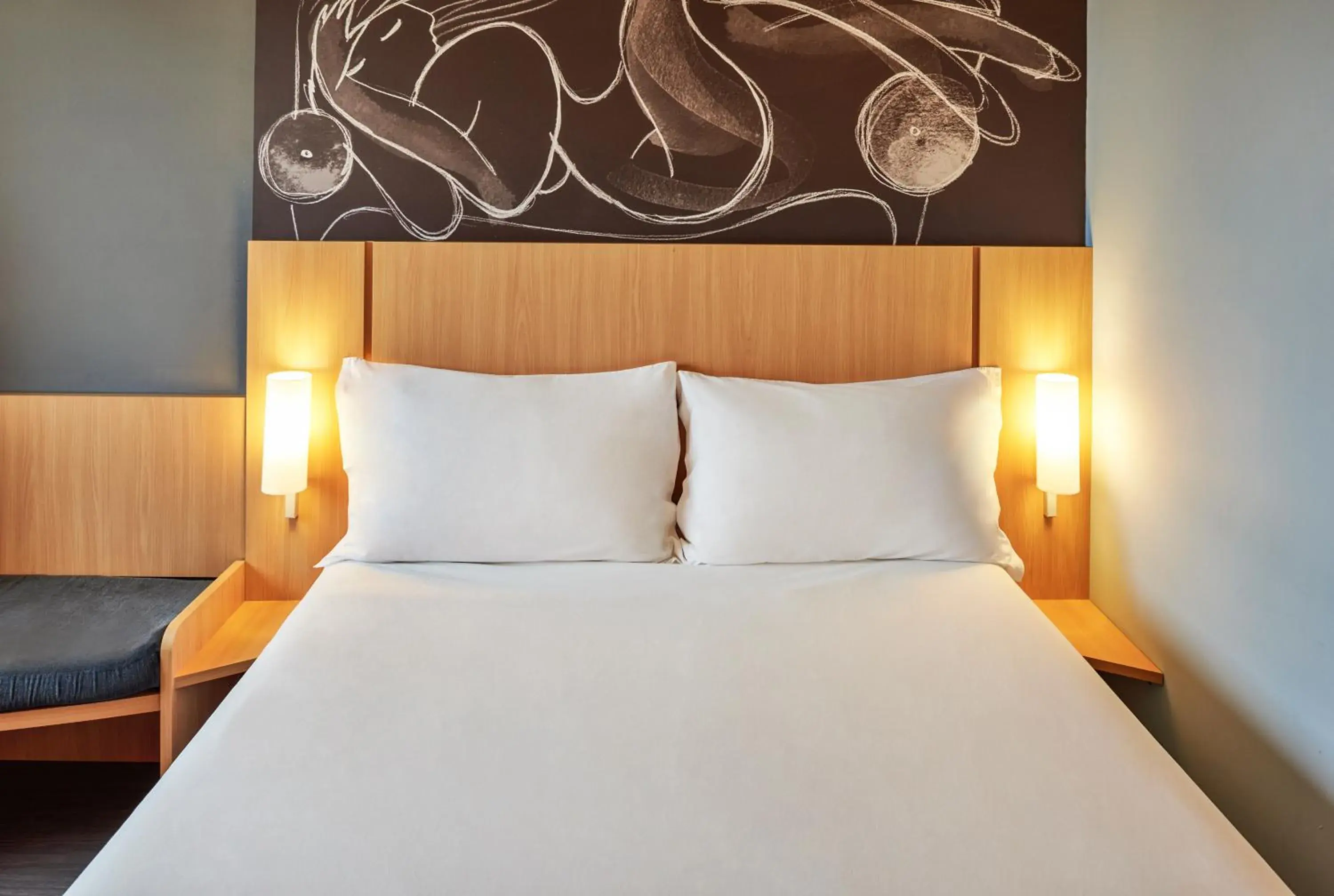 Bedroom, Bed in ibis Montpellier Sud Bedroom, Bed in ibis Montpellier Sud