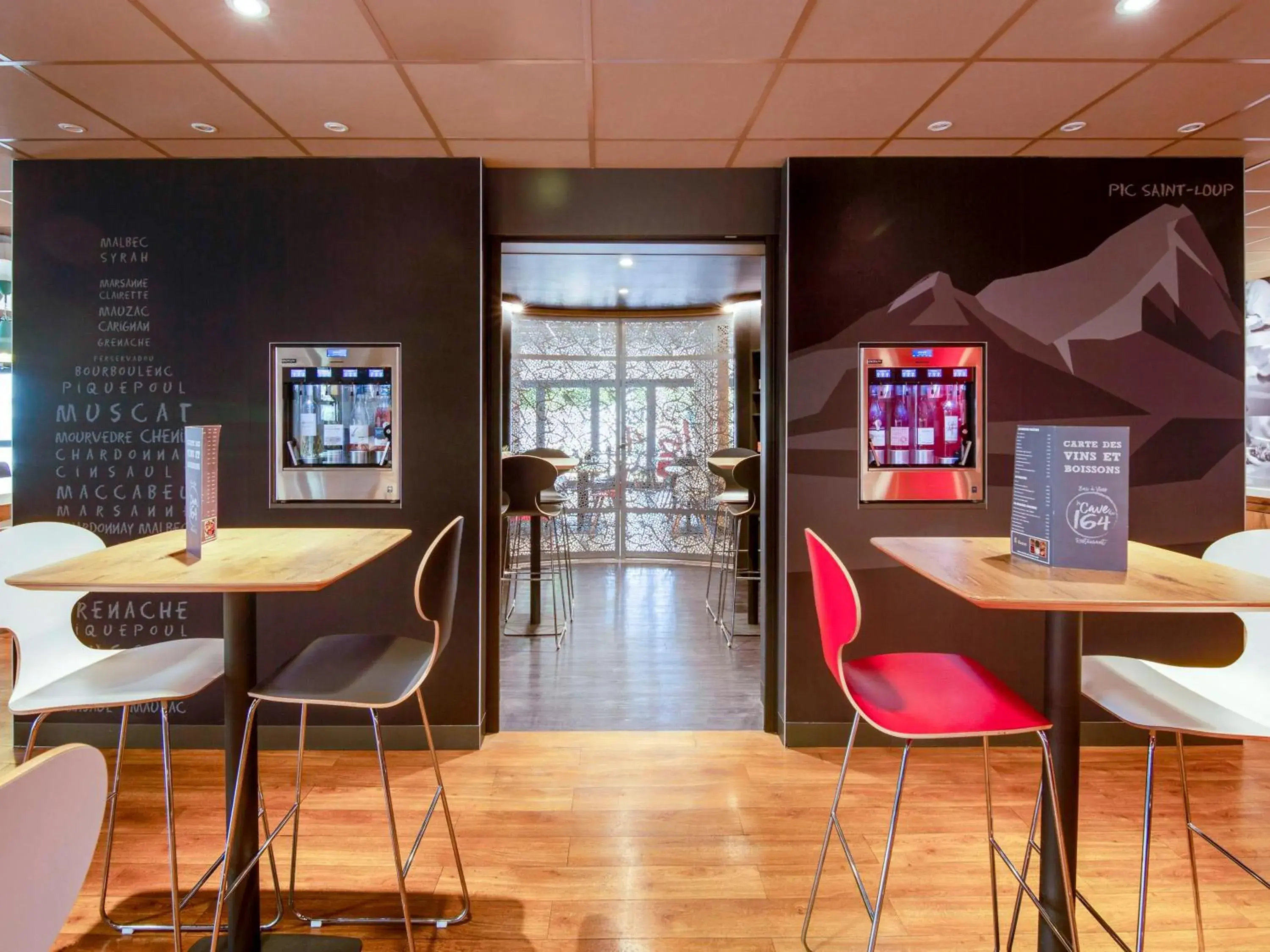 Restaurant/places to eat in ibis Montpellier Sud Restaurant/places to eat in ibis Montpellier Sud