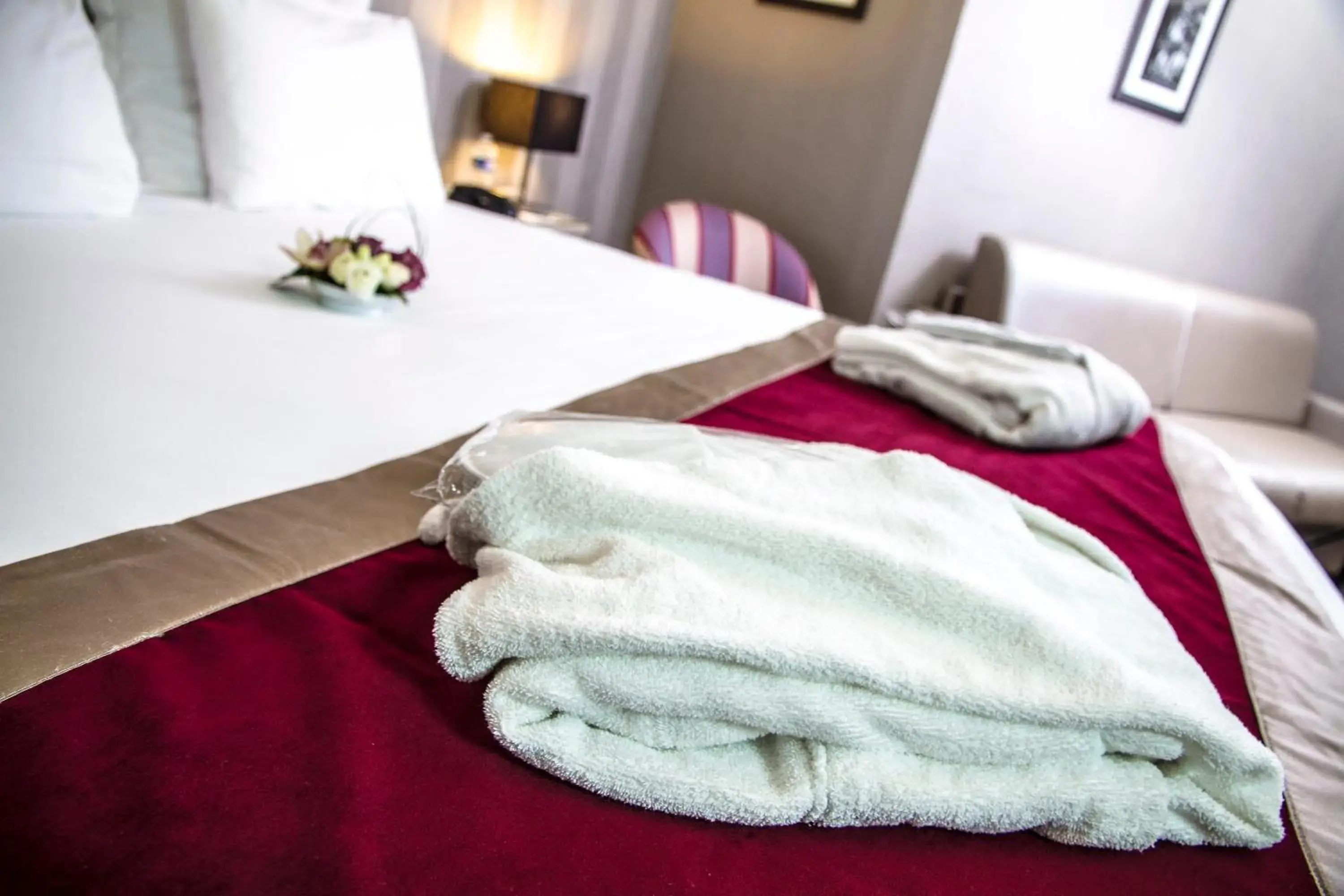 Bedroom, Bed in Hôtel Concordia Le Mans Centre Gare Bedroom, Bed in Hôtel Concordia Le Mans Centre Gare