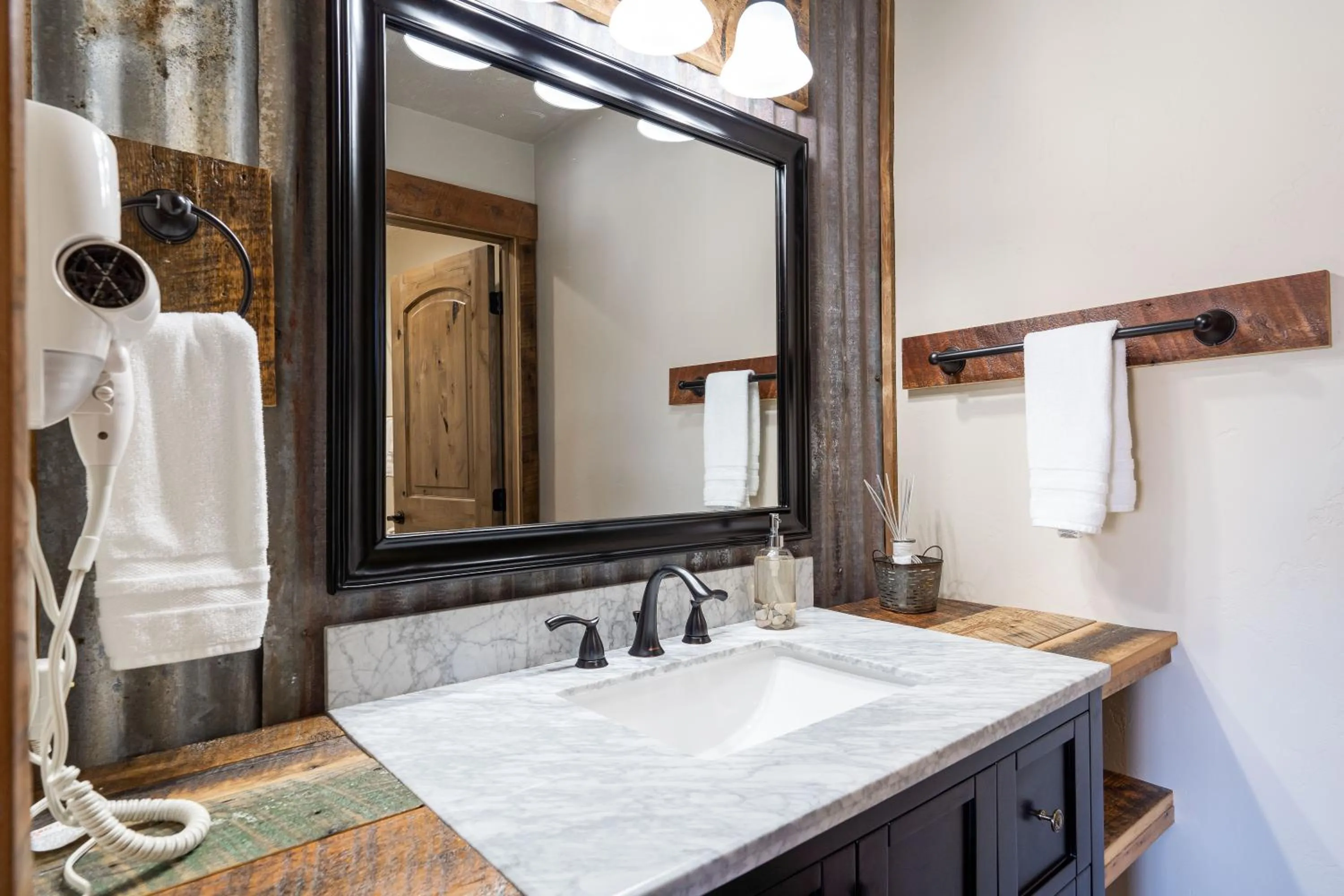 Bathroom in The Adventure Inn Yellowstone