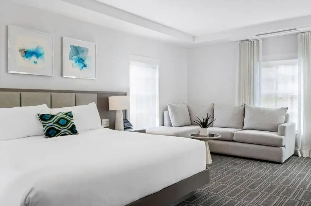 The Pillars Hotel & Club The Pillars Hotel & Club