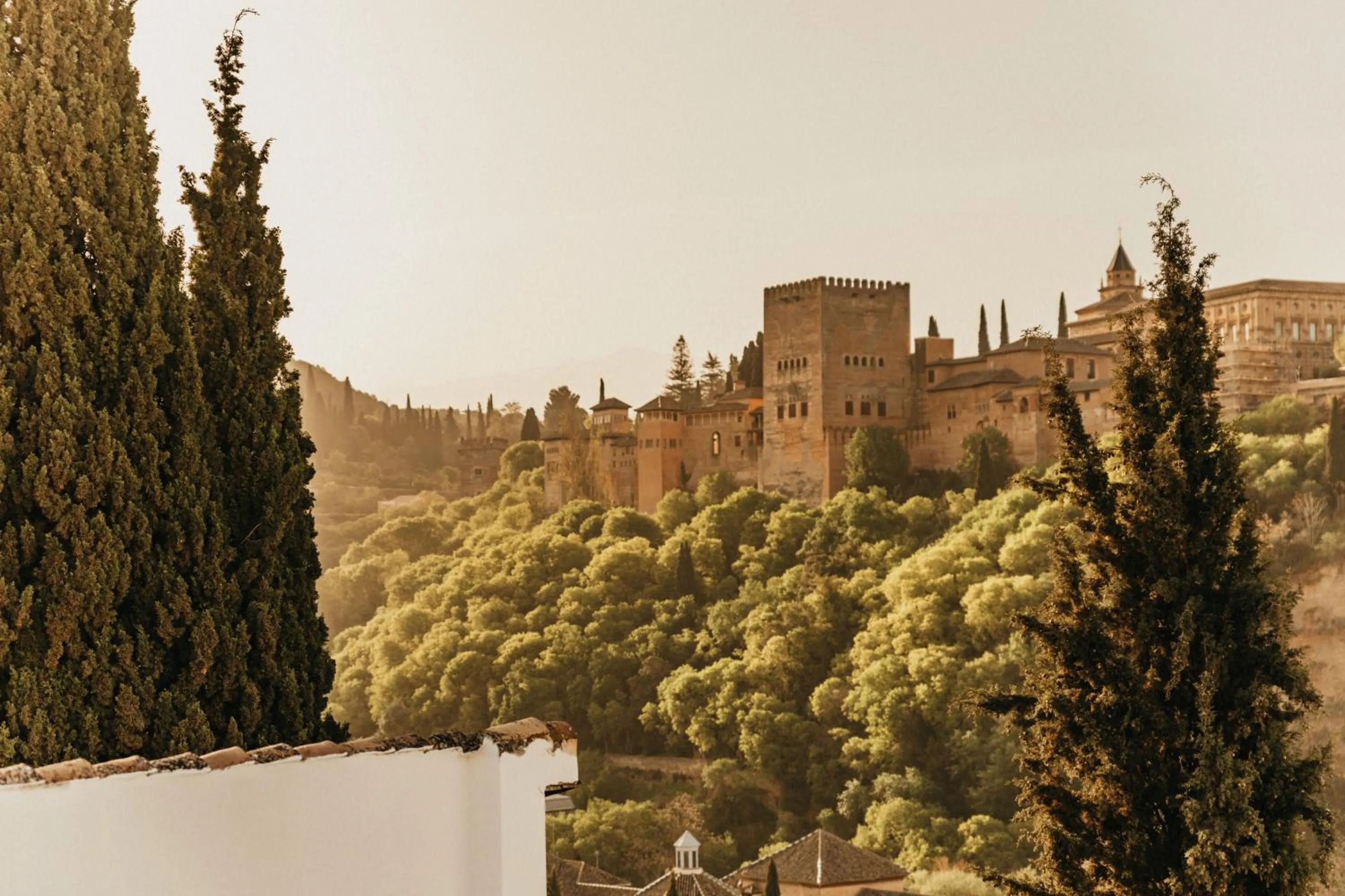 Property building in Casa Bombo