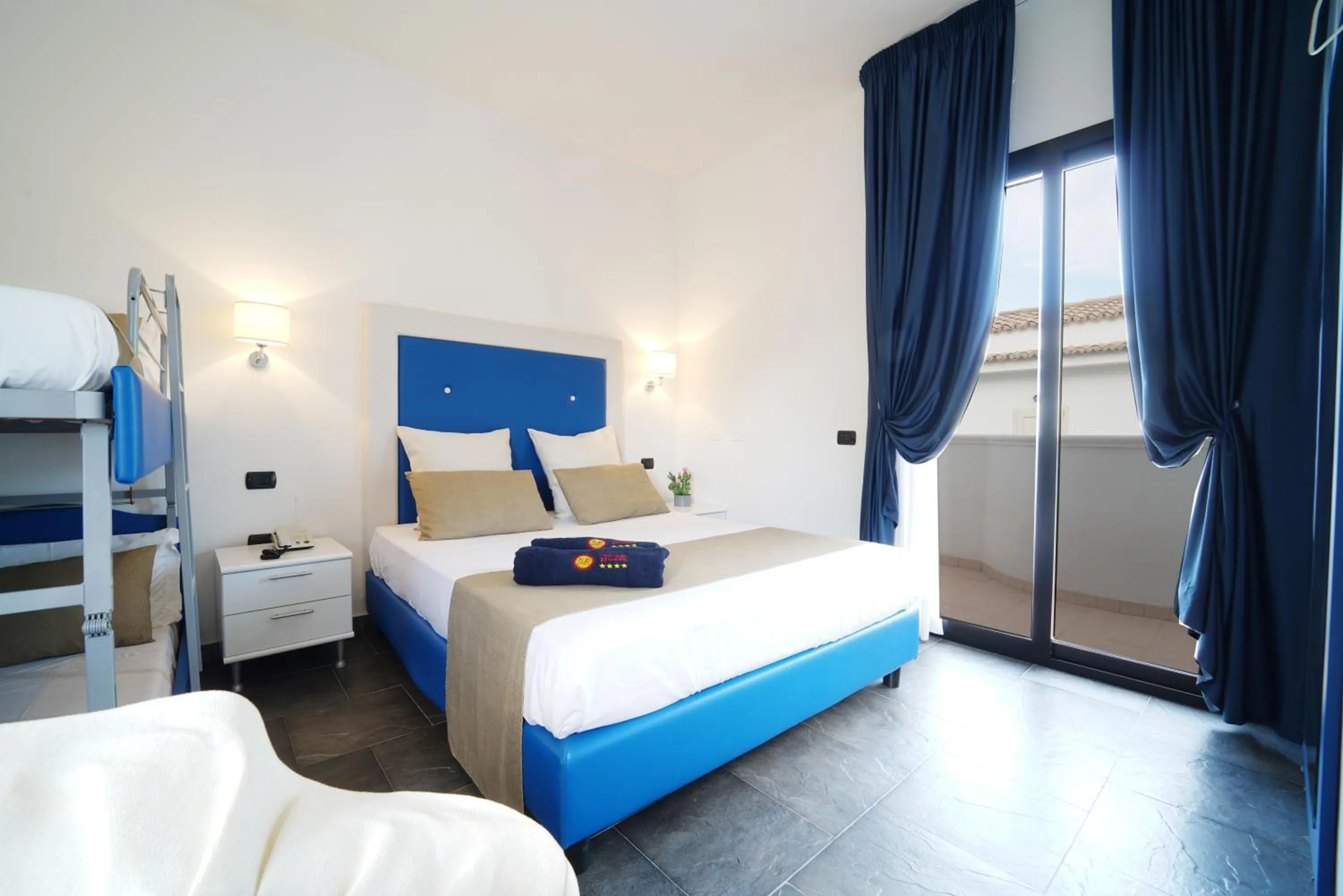 Bedroom, Bed in Villaggio Spiagge Rosse