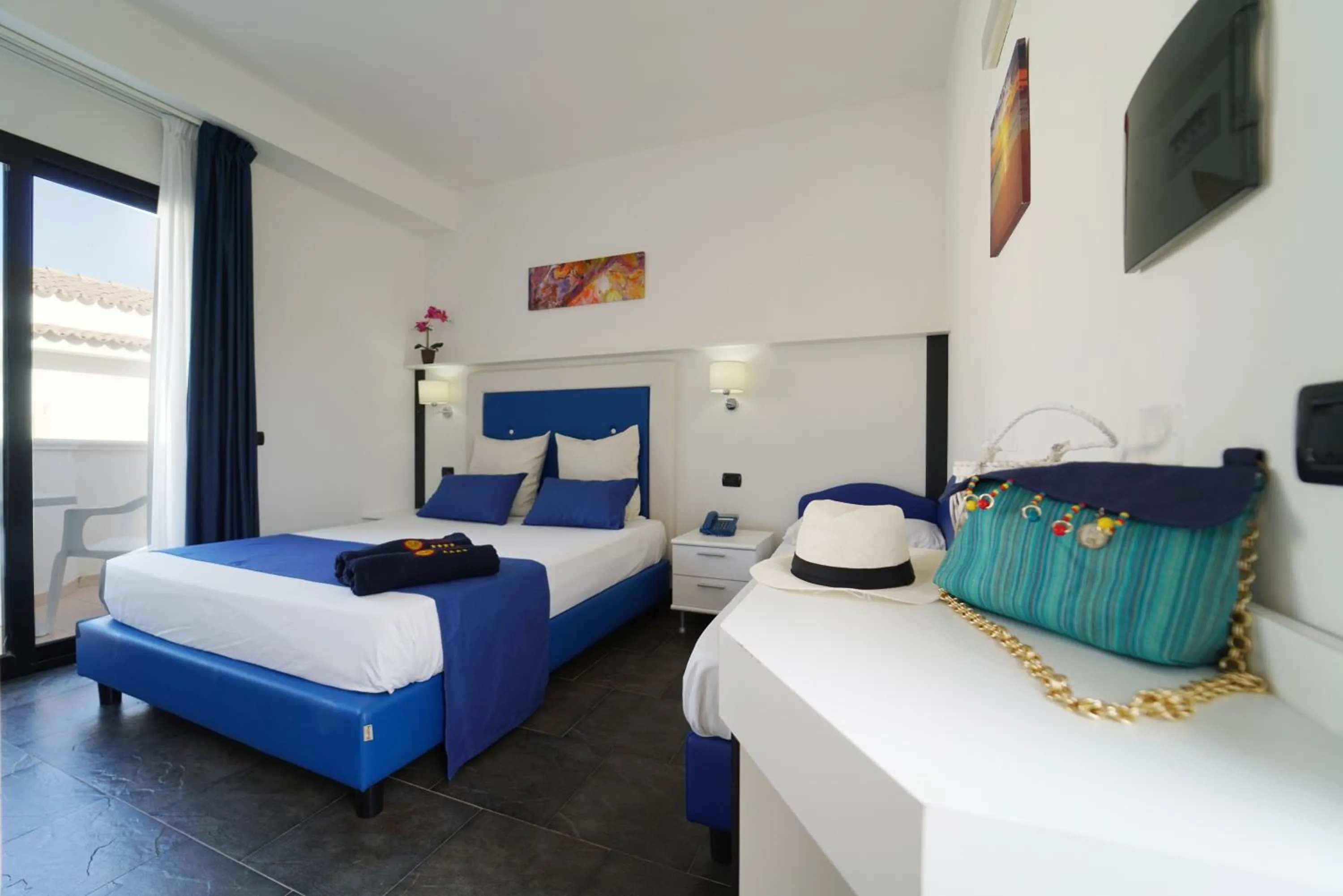 Photo of the whole room, Bed in Villaggio Spiagge Rosse