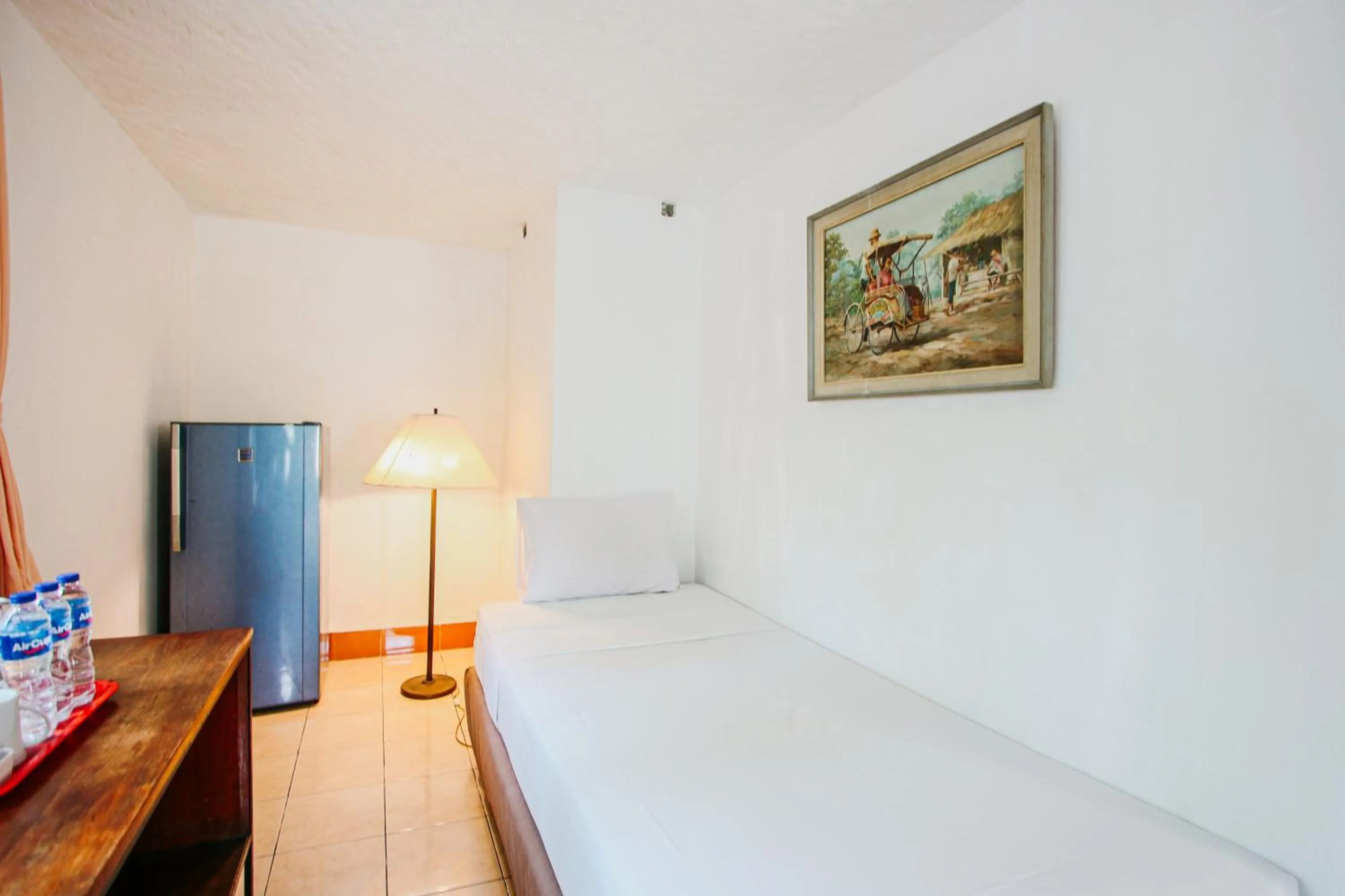 Bed in Hotel Bumi Asih Gedung Sate Bandung